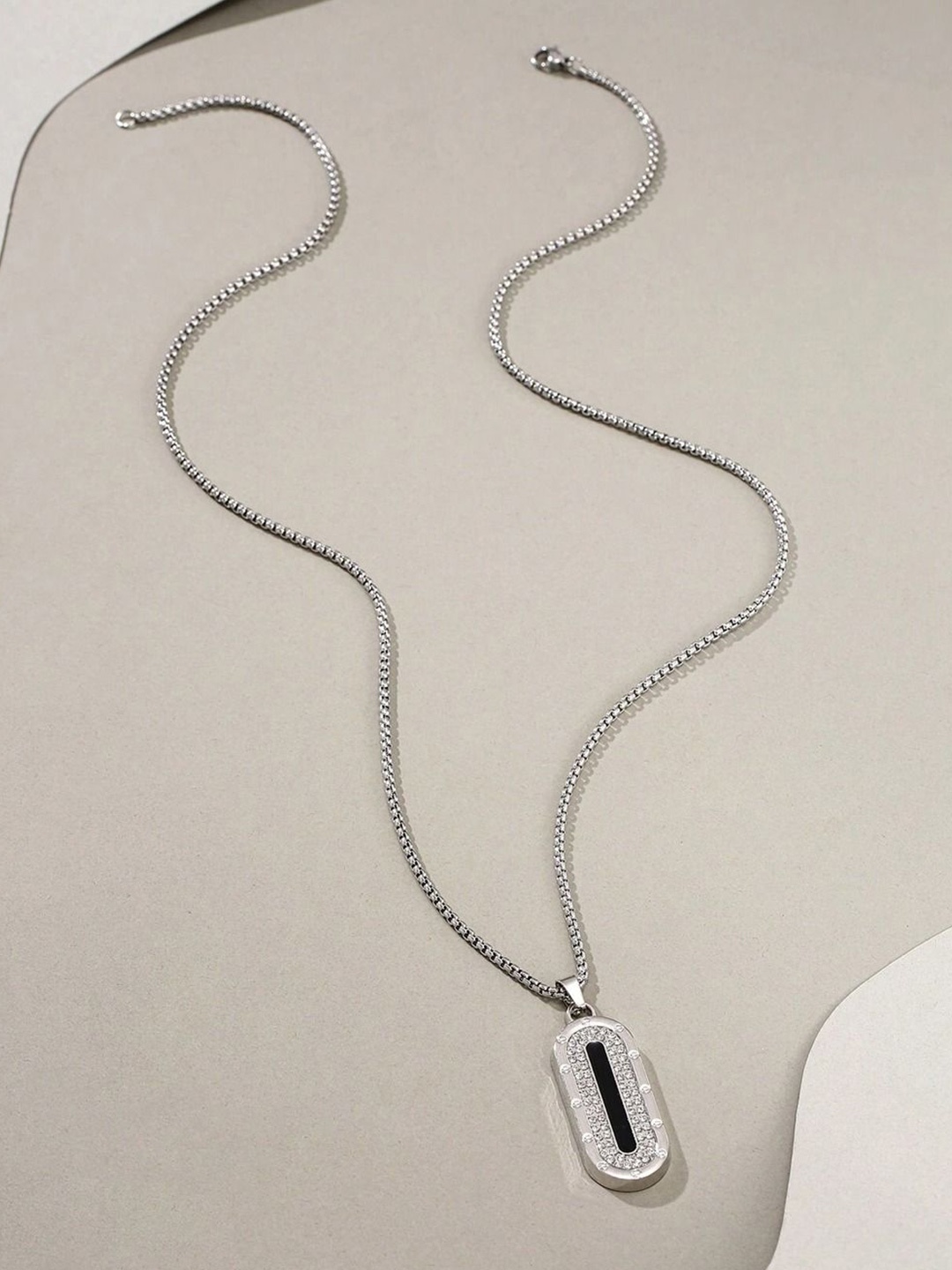 

FIMBUL Men Silver-Plated Pendant With Chain