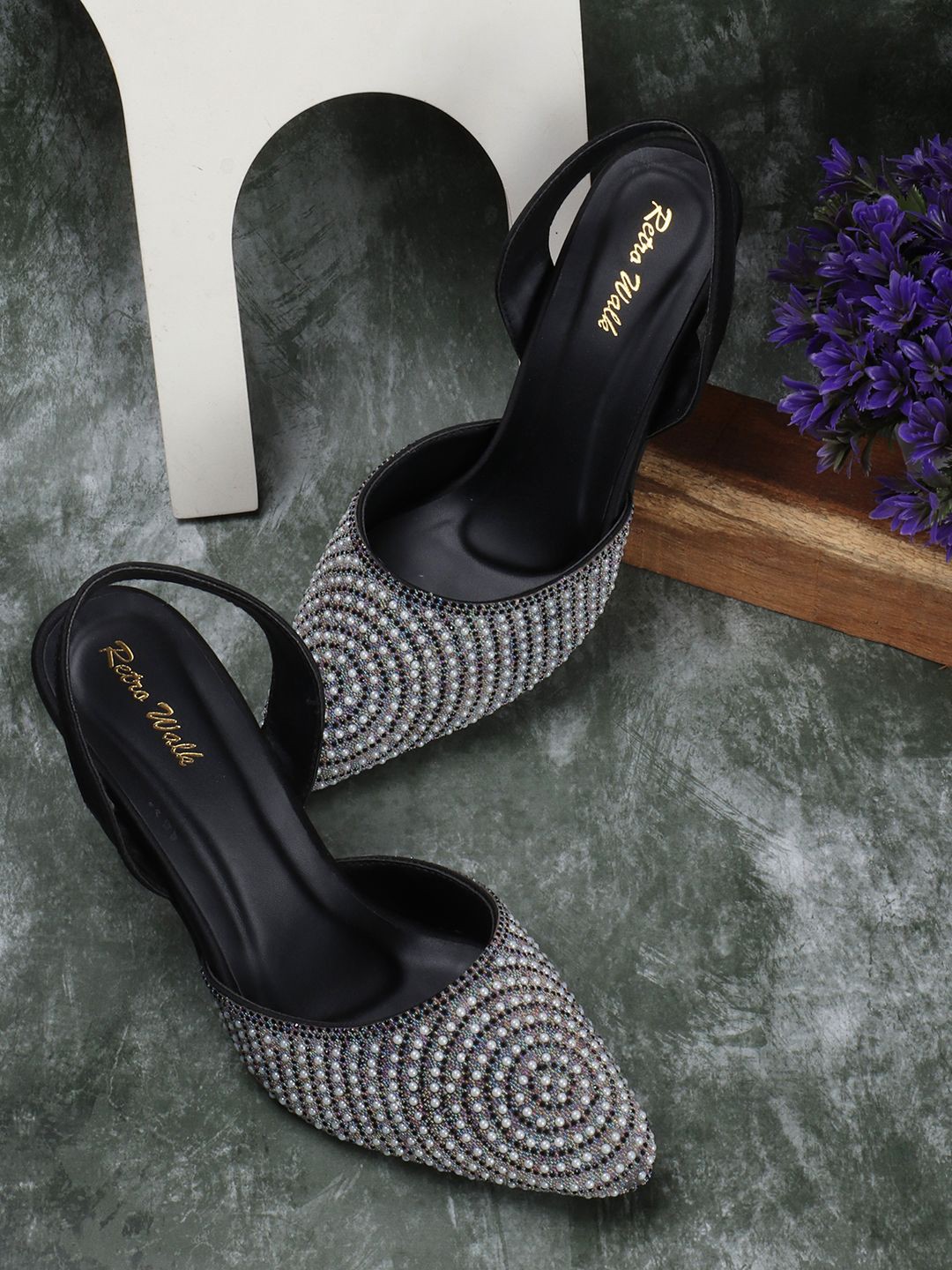 

Retro Walk Printed Kitten Pointed Toe Heels, Black