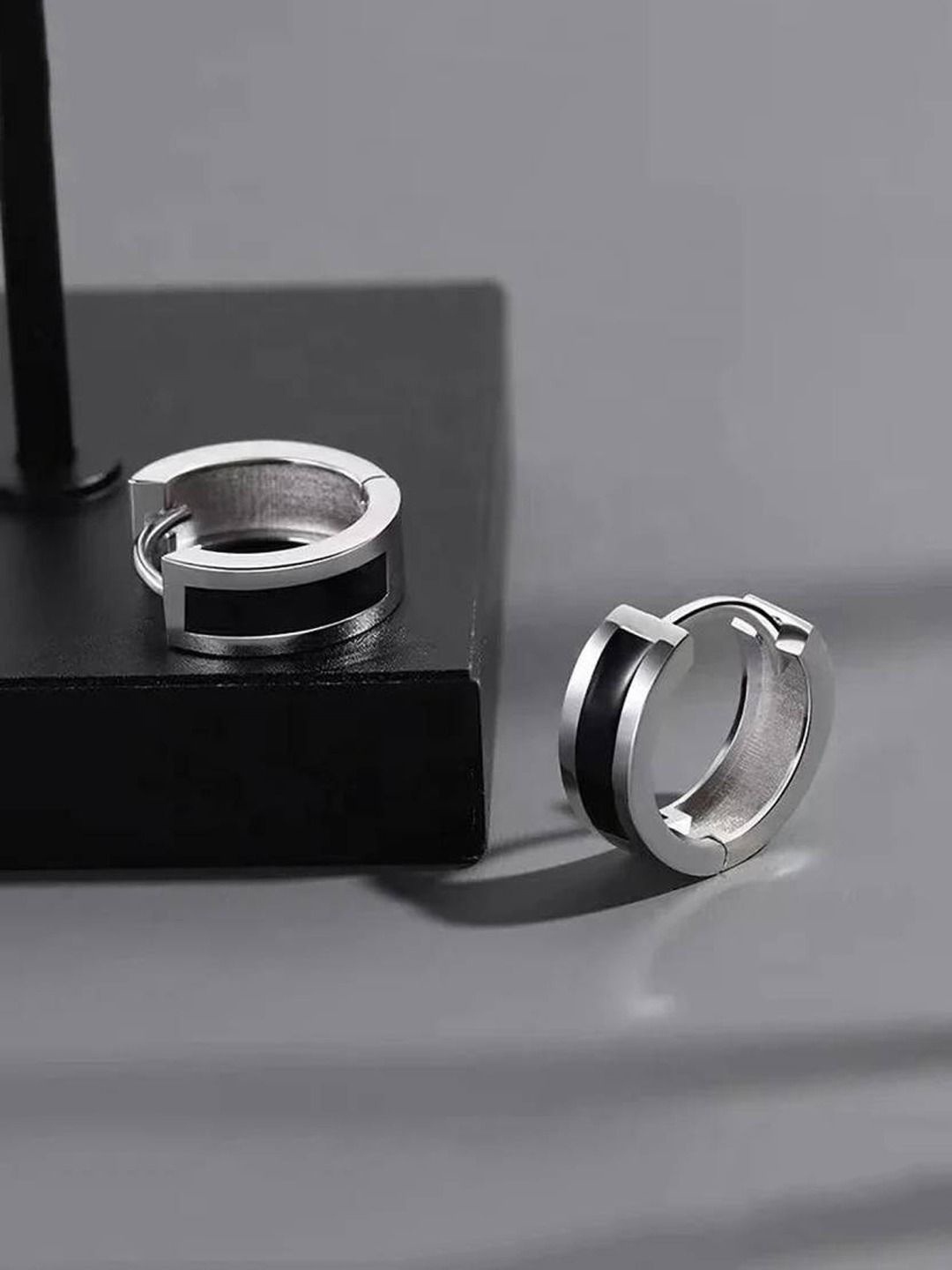 

Krelin Classic Hoop Earrings, Silver