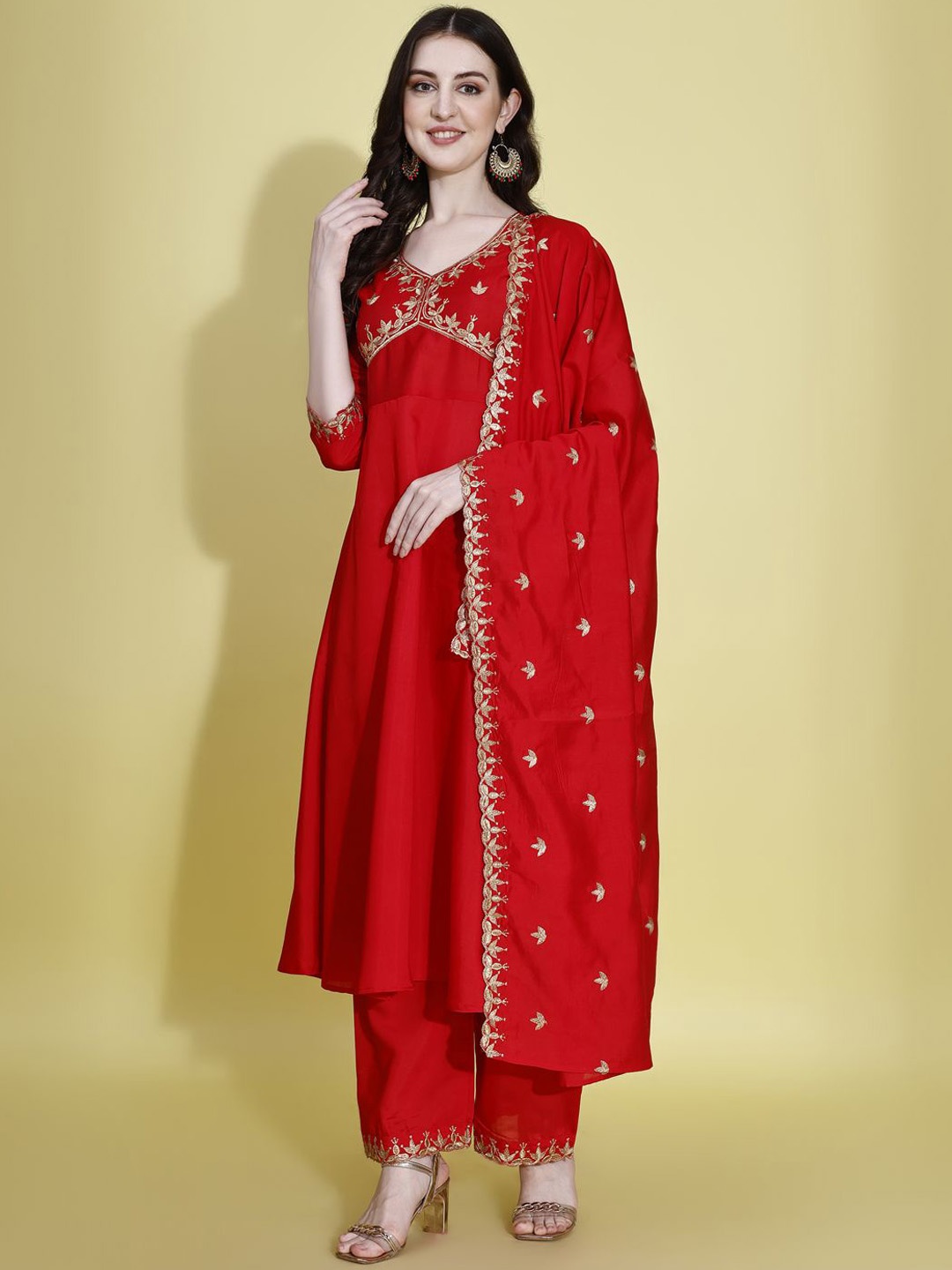 

KALINI Floral Yoke Design V-Neck Thread Work Anarkali Kurta with Palazzo & Dupatta, Red