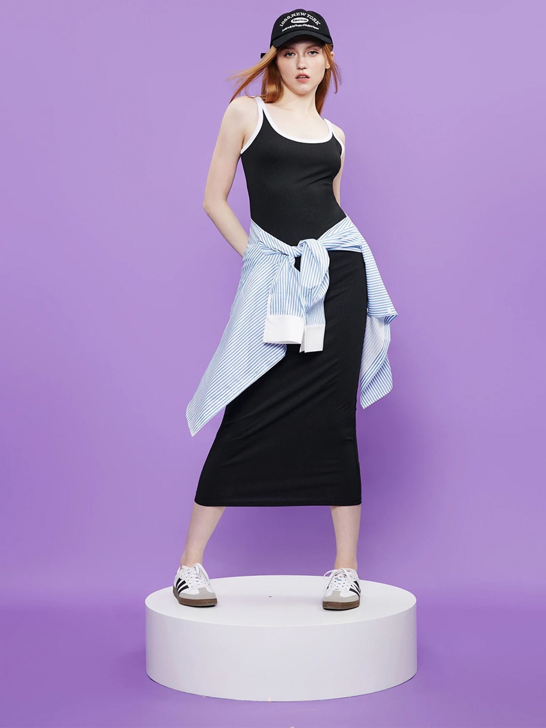 

LULU & SKY Black Bodycon Midi Dress
