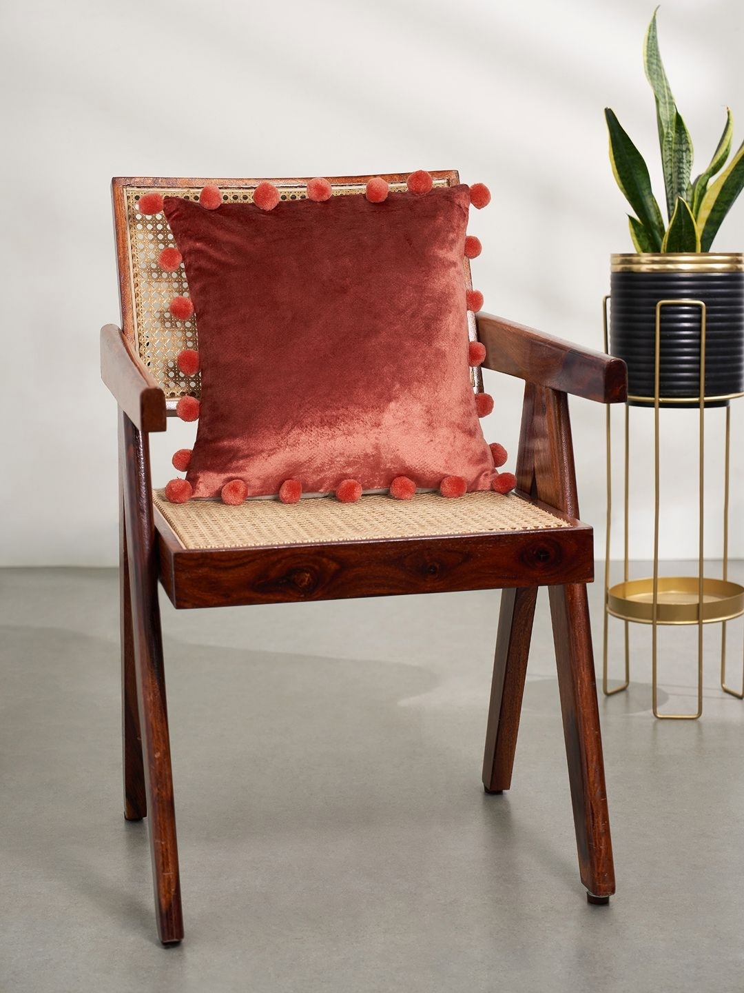 

Living scapes by Pantaloons Rust & Cream-Coloured Square Cushion Covers