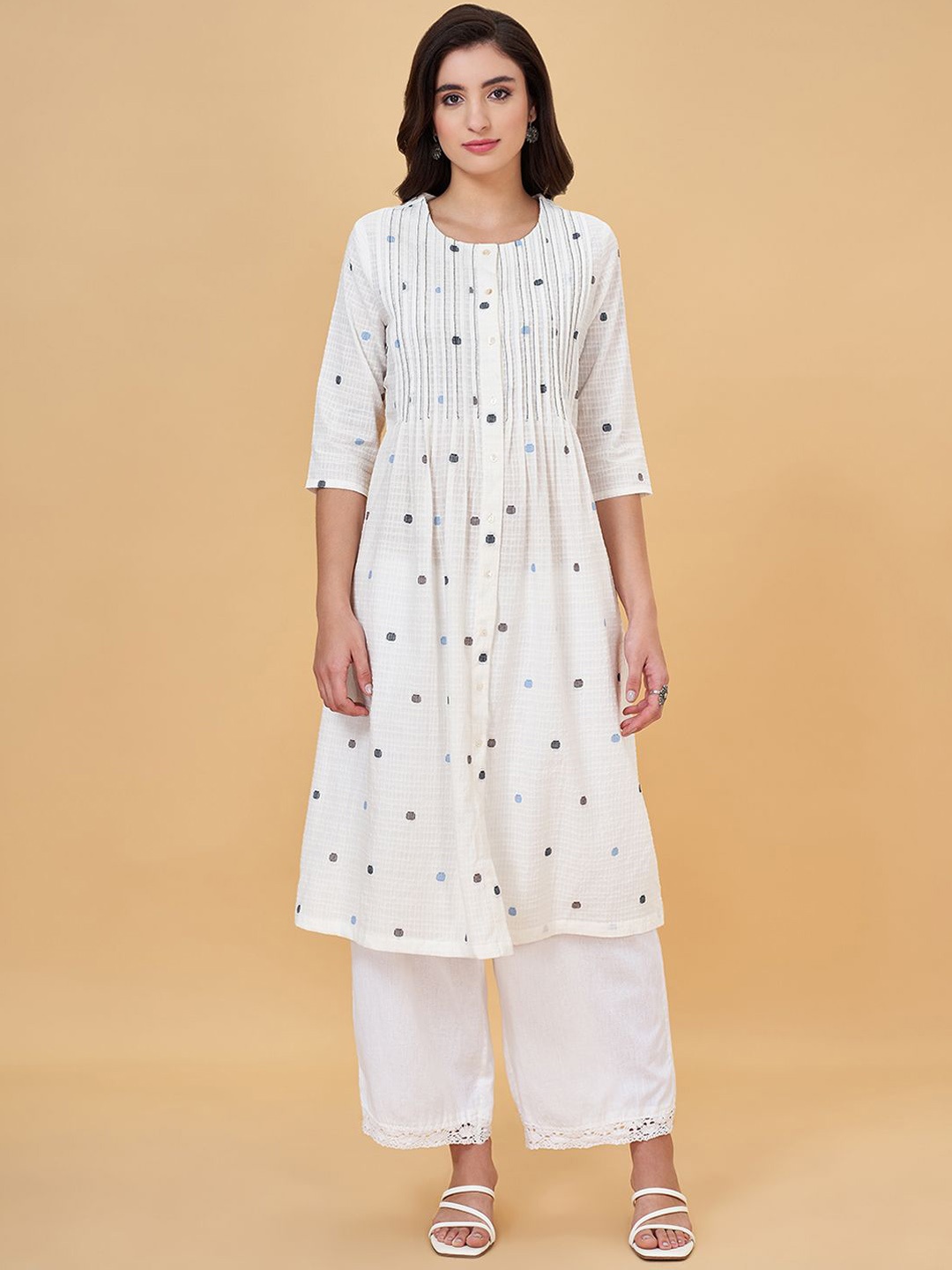 

RANGMANCH BY PANTALOONS Geometric Printed Round Neck Three-Quarter Sleeves Kurta, Off white