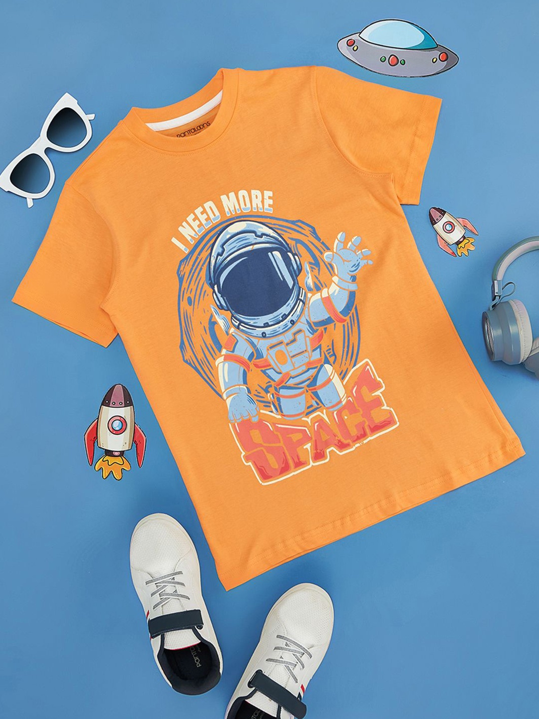 

Pantaloons Junior Boys Graphic Printed Round Neck T-shirt, Orange