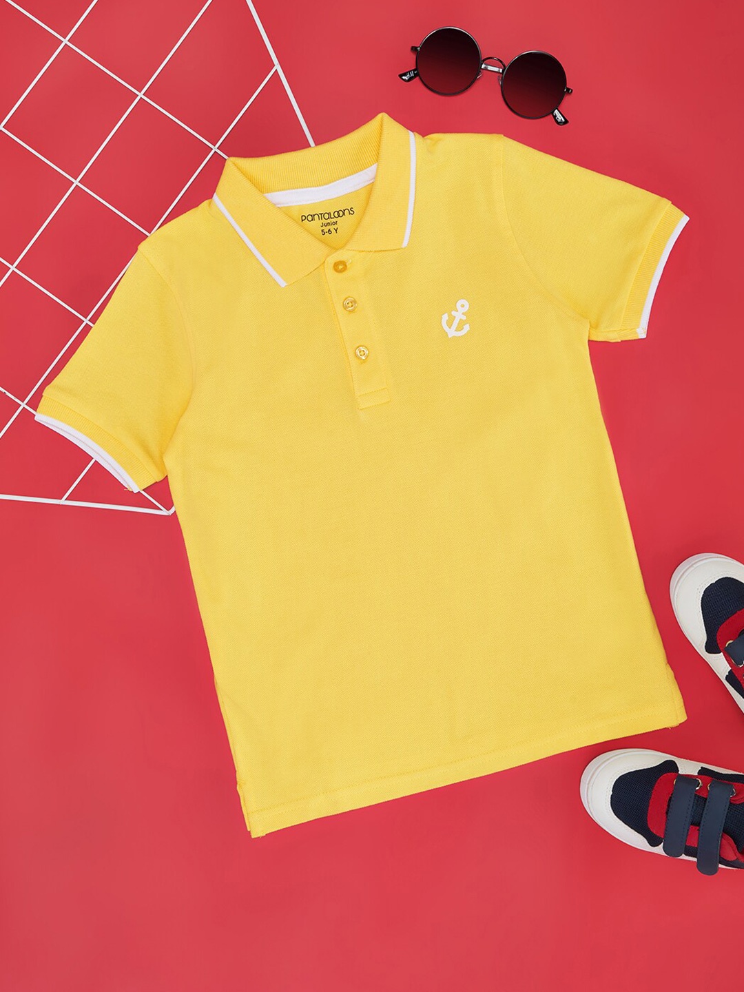 

Pantaloons Junior Boys Solid Polo Collar Pure Cotton T-shirt, Yellow