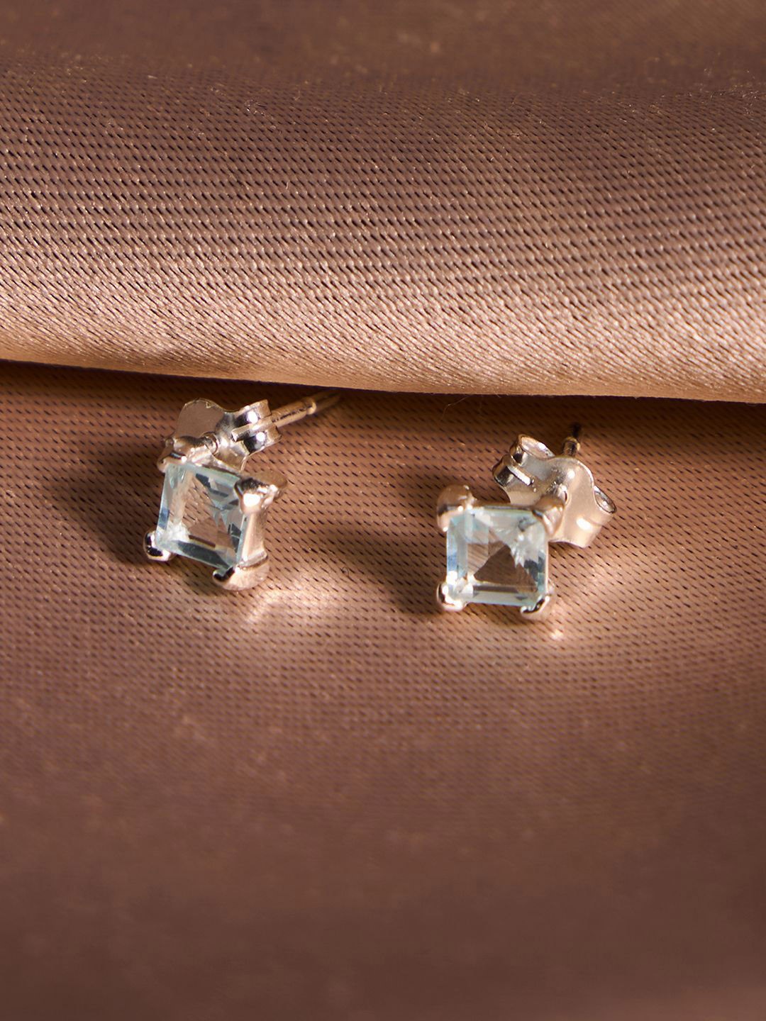 

House of Pataudi 925 Sterling Silver Rhodium-Plated Cubic Zirconia Studded Stud Earrings