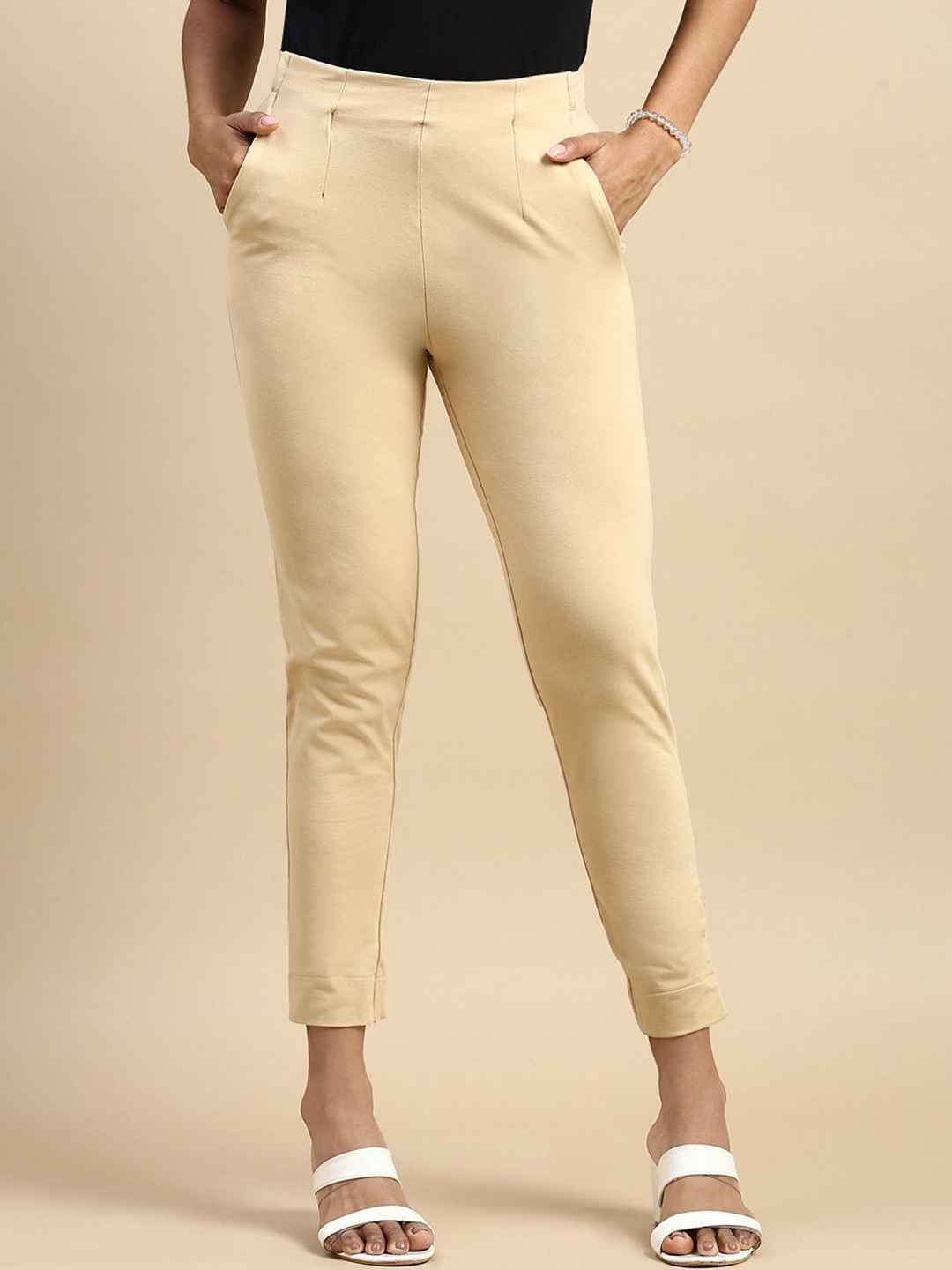 

De Moza Women Slim Fit Mid-Rise Cotton Trousers, Beige