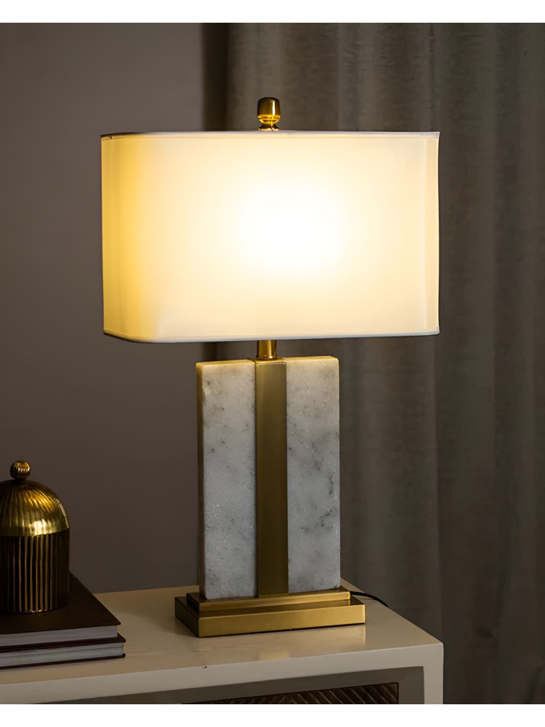 

THEDECORKART White Quirky Rectangle Table Lamp