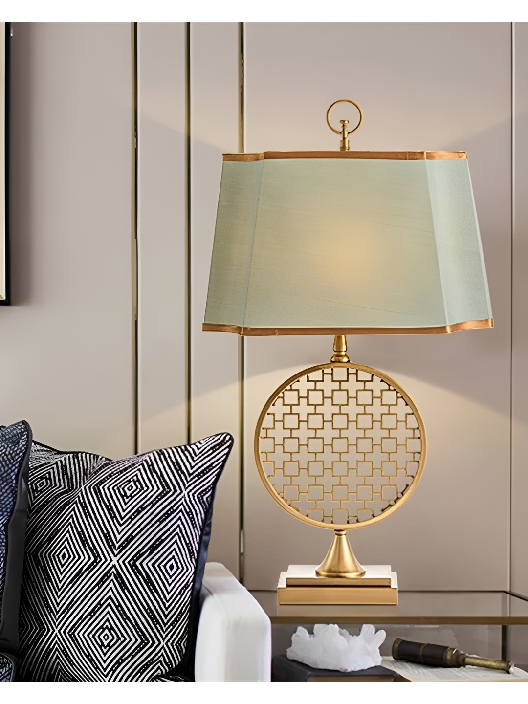 

THEDECORKART Green Metal Quirky Frusturical Shaped Table Lamp