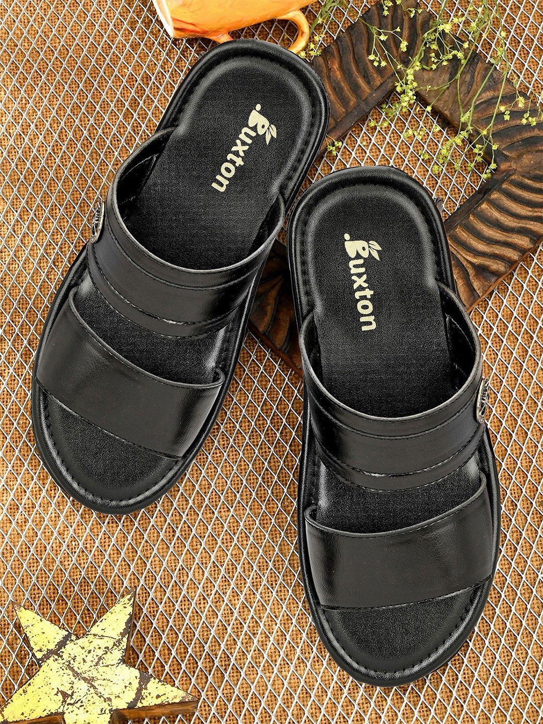 

Buxton Men Open Toe Comfort Sandals, Black