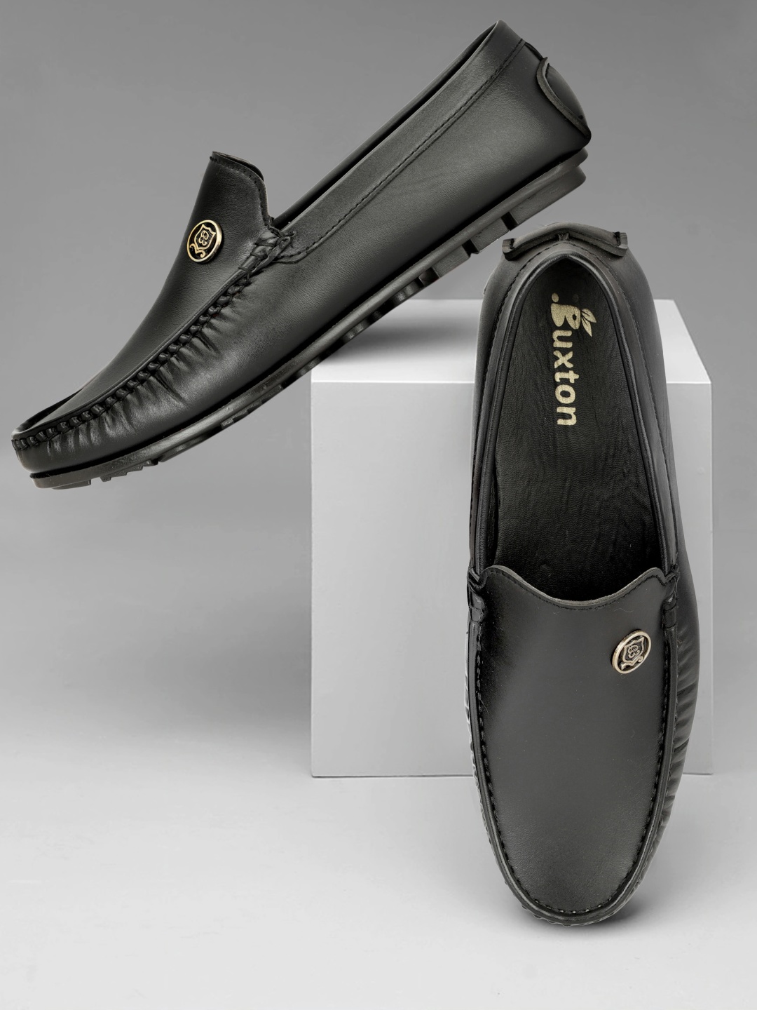 

Buxton Men Round Toe Comfort Insole Slip-On Sneakers, Black