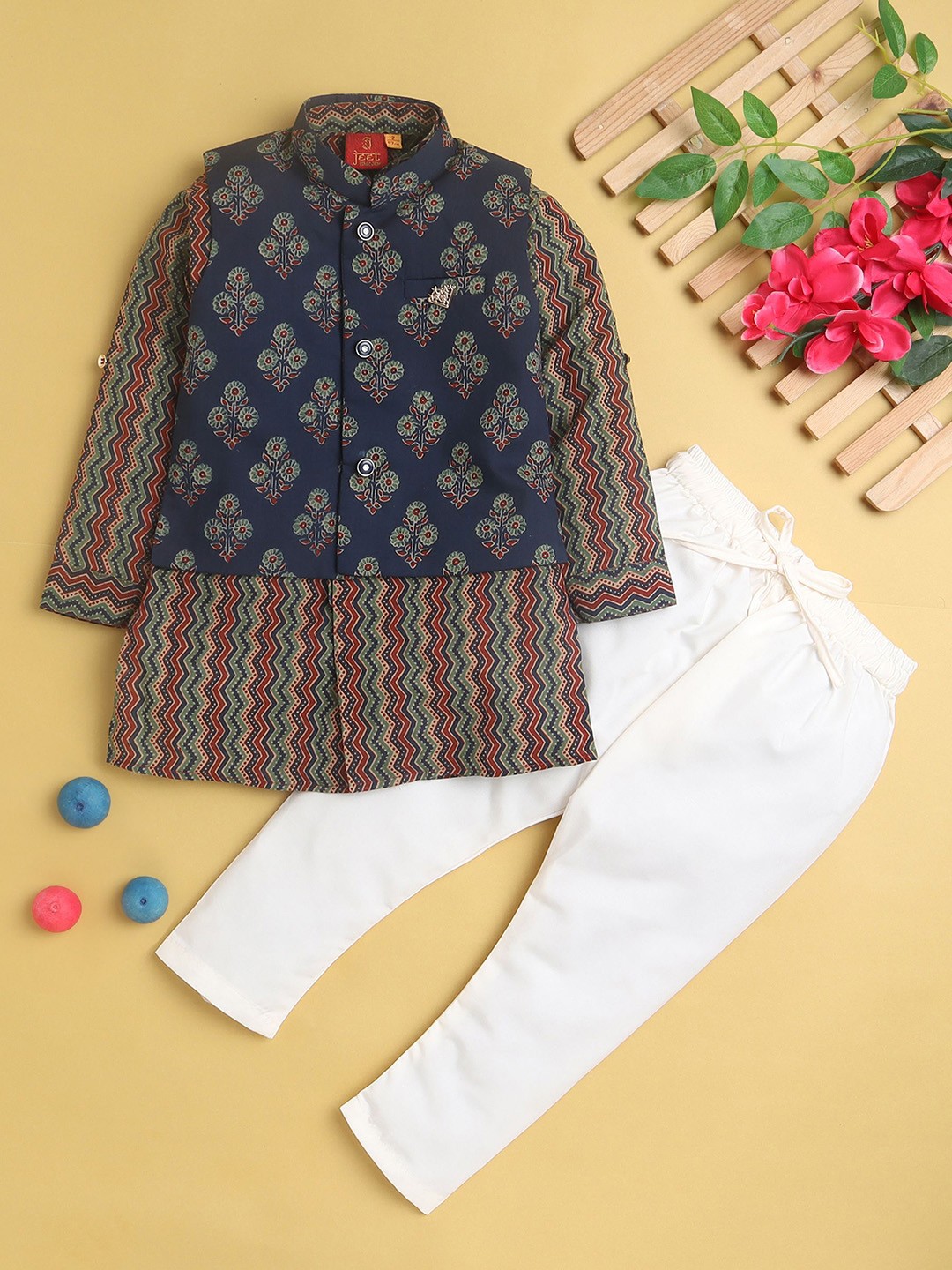 

BAESD Boys Chevron Printed Mandarin Collar Long Sleeves Kurta with Pyjamas & Nehru jacket, Navy blue