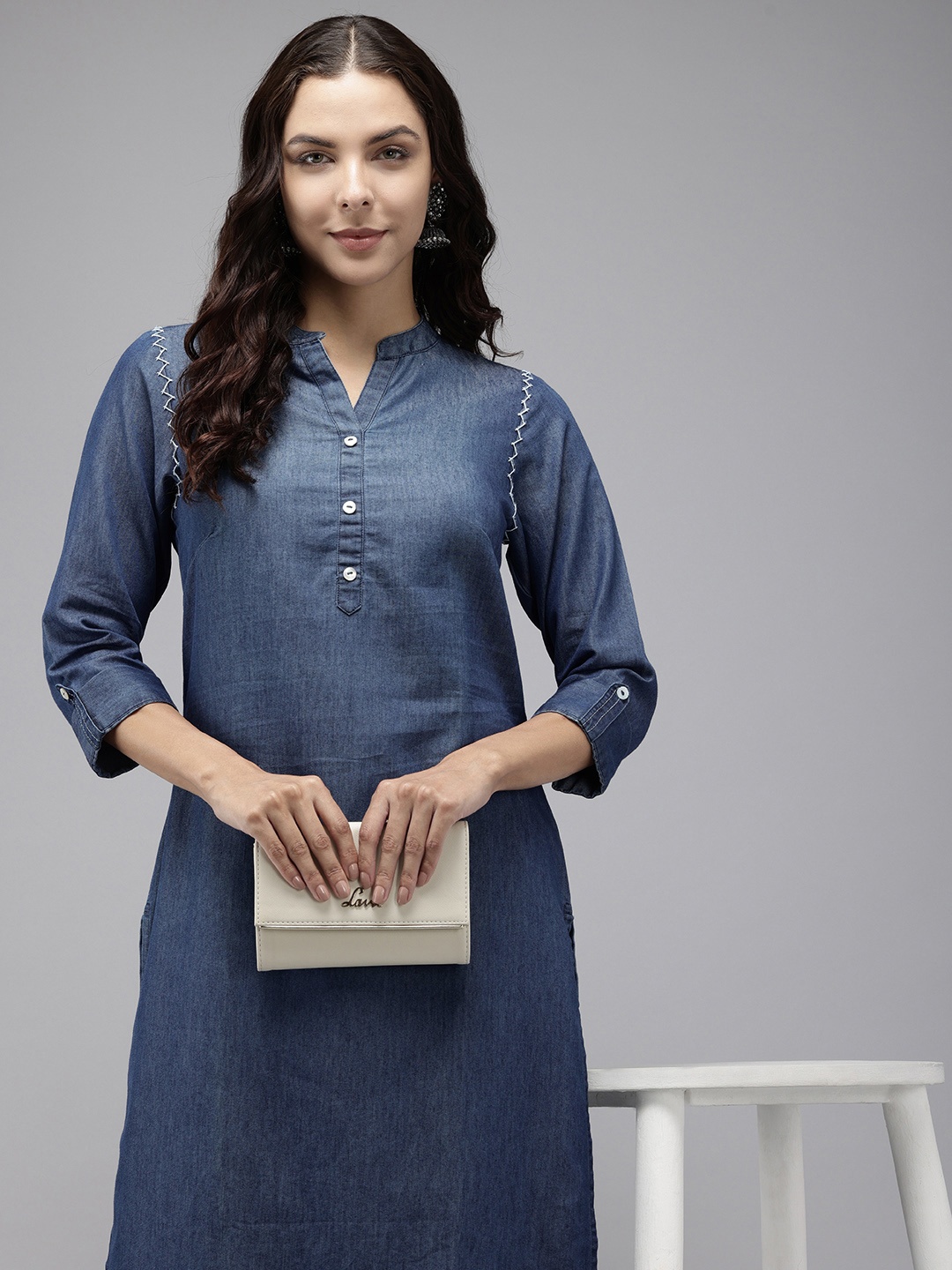 

Vedic Mandarin Collar Thread Work Denim Kurta, Navy blue