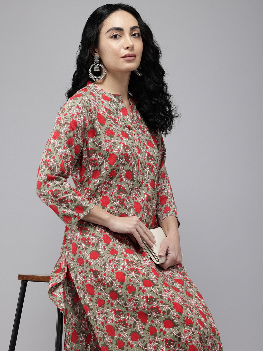 

Vedic Floral Printed Mandarin Collar Kurta, Olive