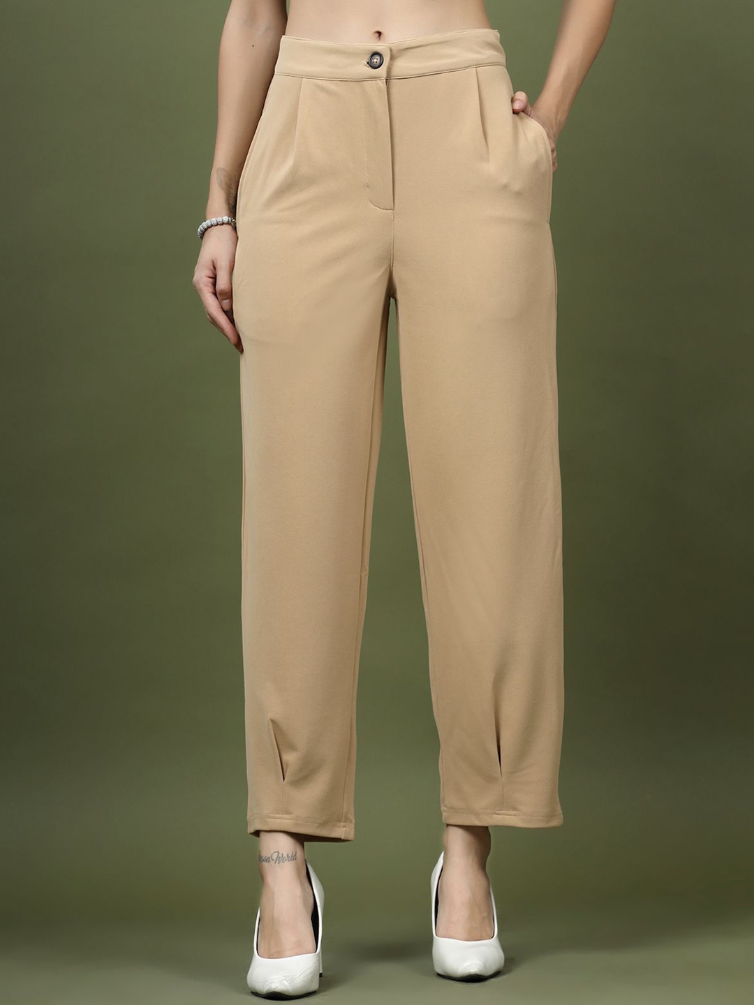 

plusS Women Nude Regular Fit Mid-Rise Parallel Trousers