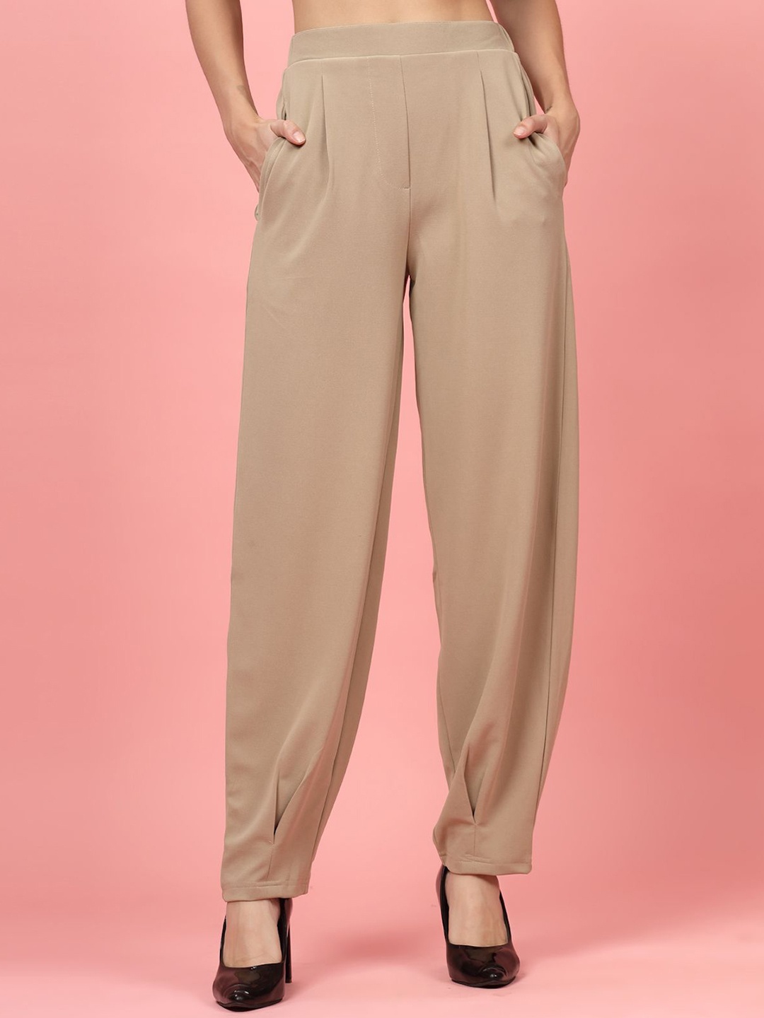 

plusS Women Nude Regular Fit Mid-Rise Pleated Trousers