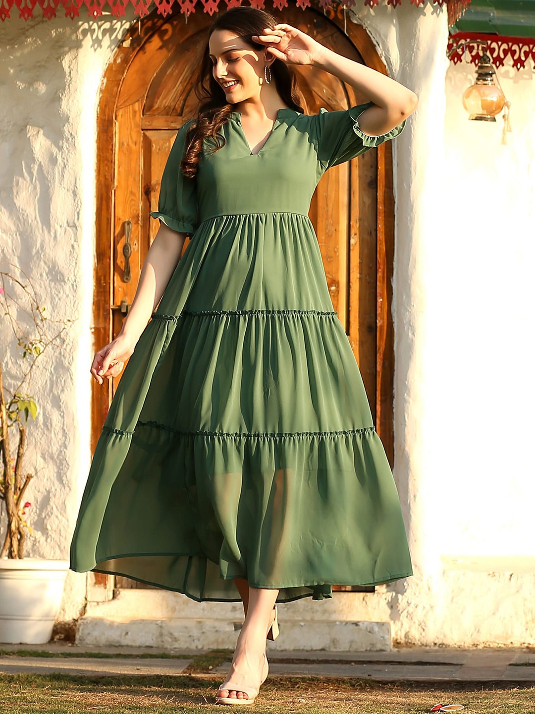 

DECKEDUP Mandarin Collar Puff Sleeves Tiered Georgette Fit & Flare Dress, Green