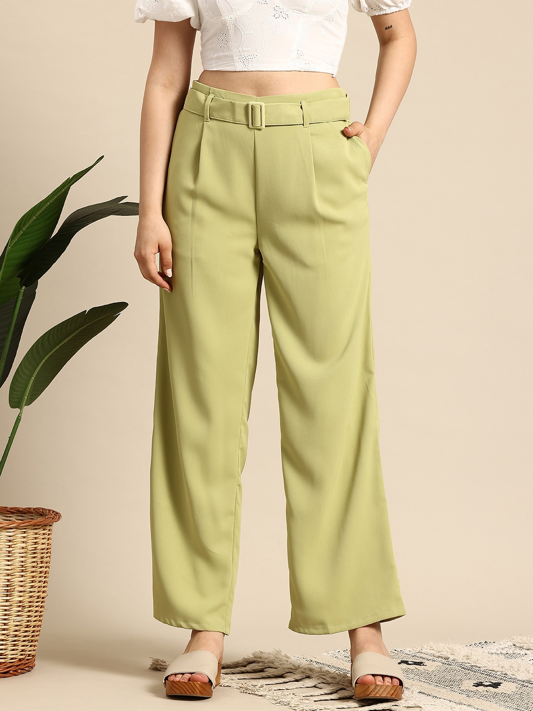 

Mast & Harbour Women Pleated Trousers with Belt, Green