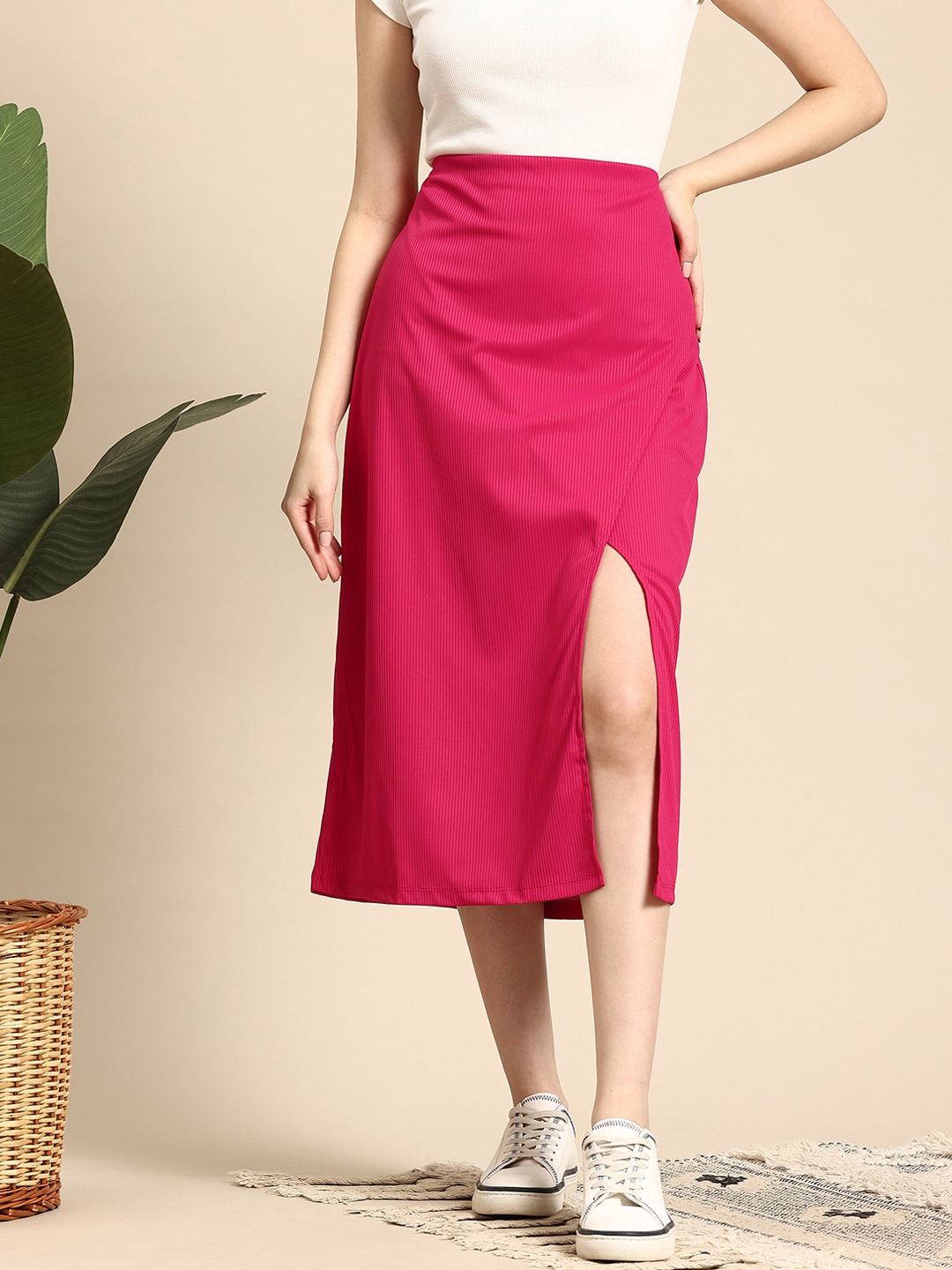 

Mast & Harbour High Waist Wrap Style Skirt, Fuchsia