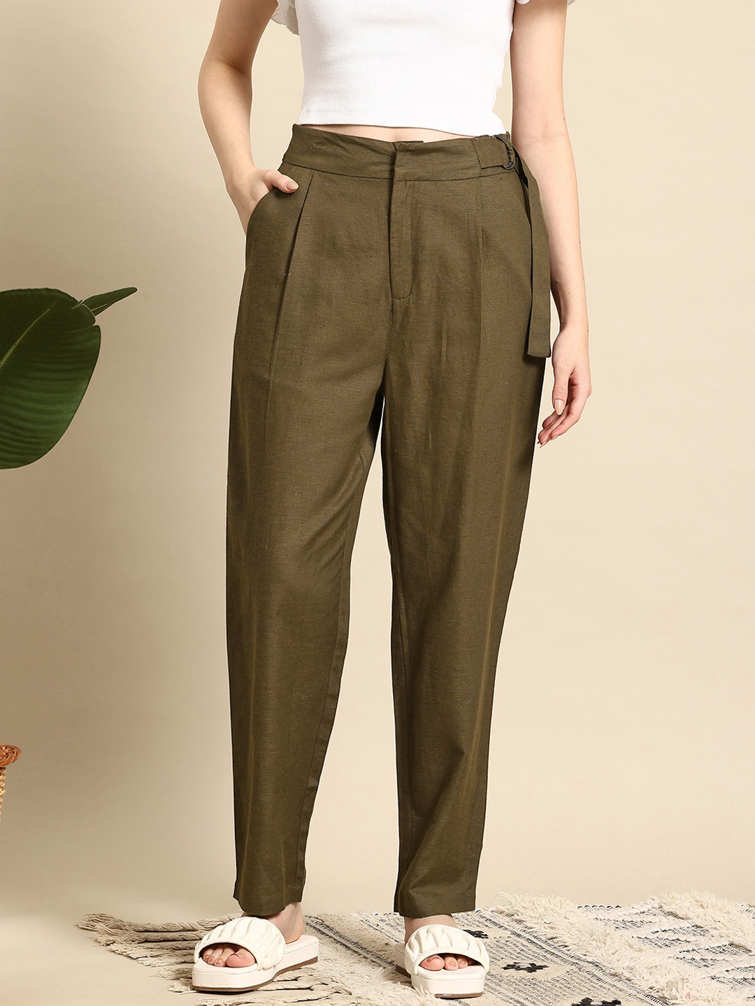 

Mast & Harbour Women Belted Detail Trousers, Olive