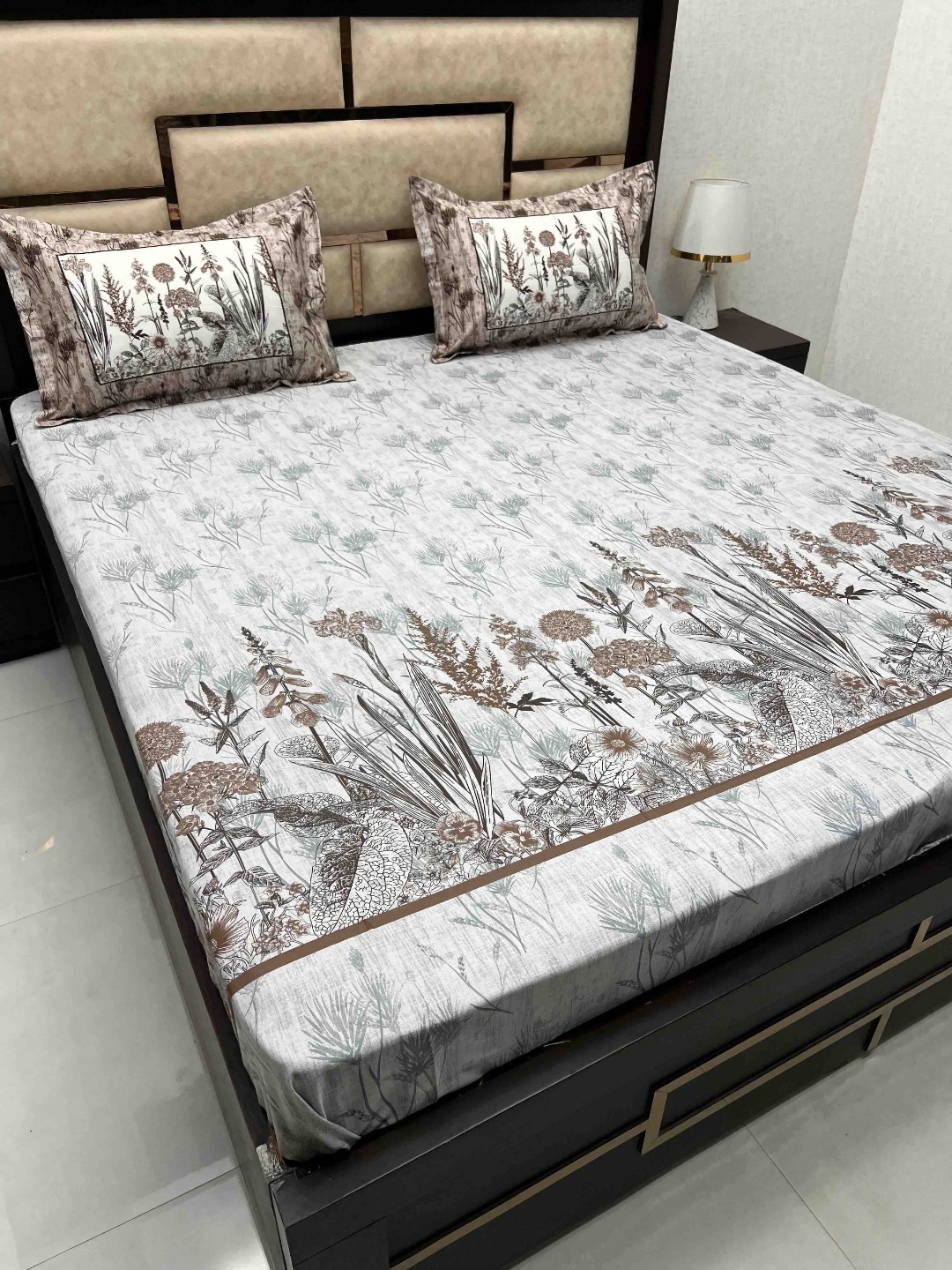 

Pure Decor Royal Majestic Grey & Brown Printed Pure Cotton 330 TC King Bedsheet Set