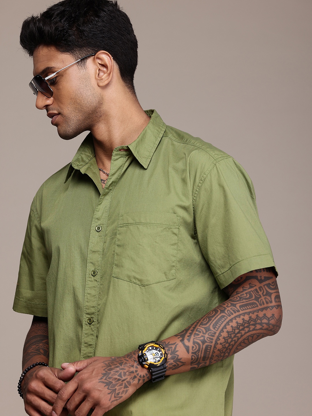 

The Roadster Life Co. Pure Cotton Relaxed Fit Casual Shirt, Green