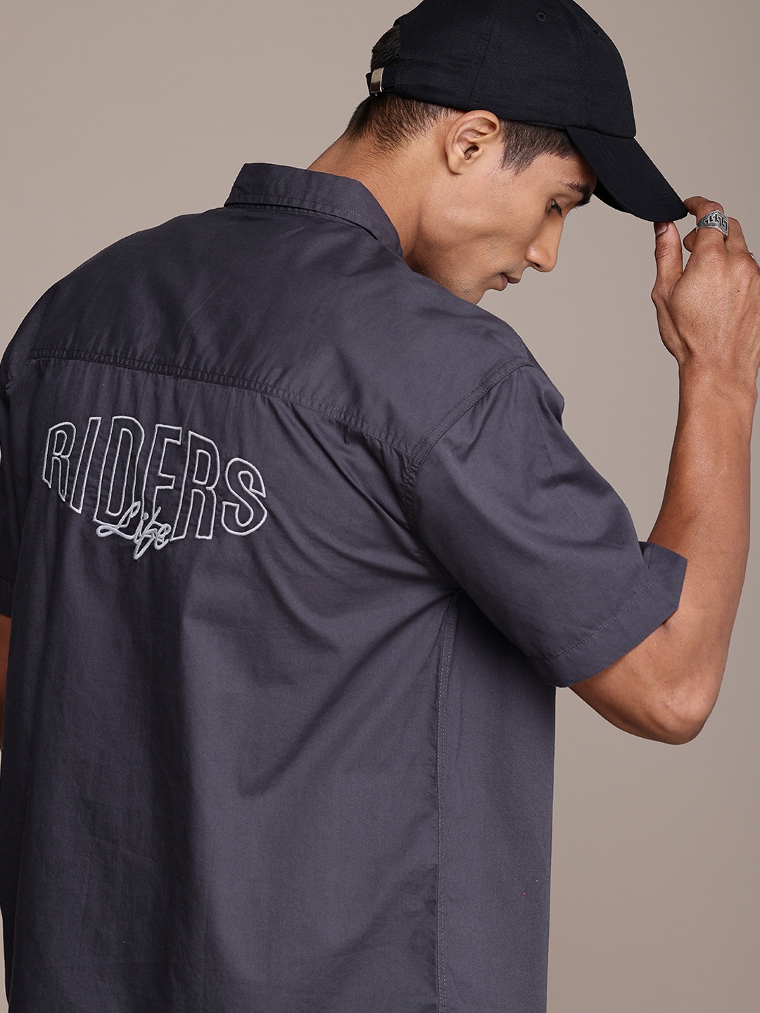 

The Roadster Life Co. Opaque Embroidered Pure Cotton Relaxed Fit Casual Shirt, Grey