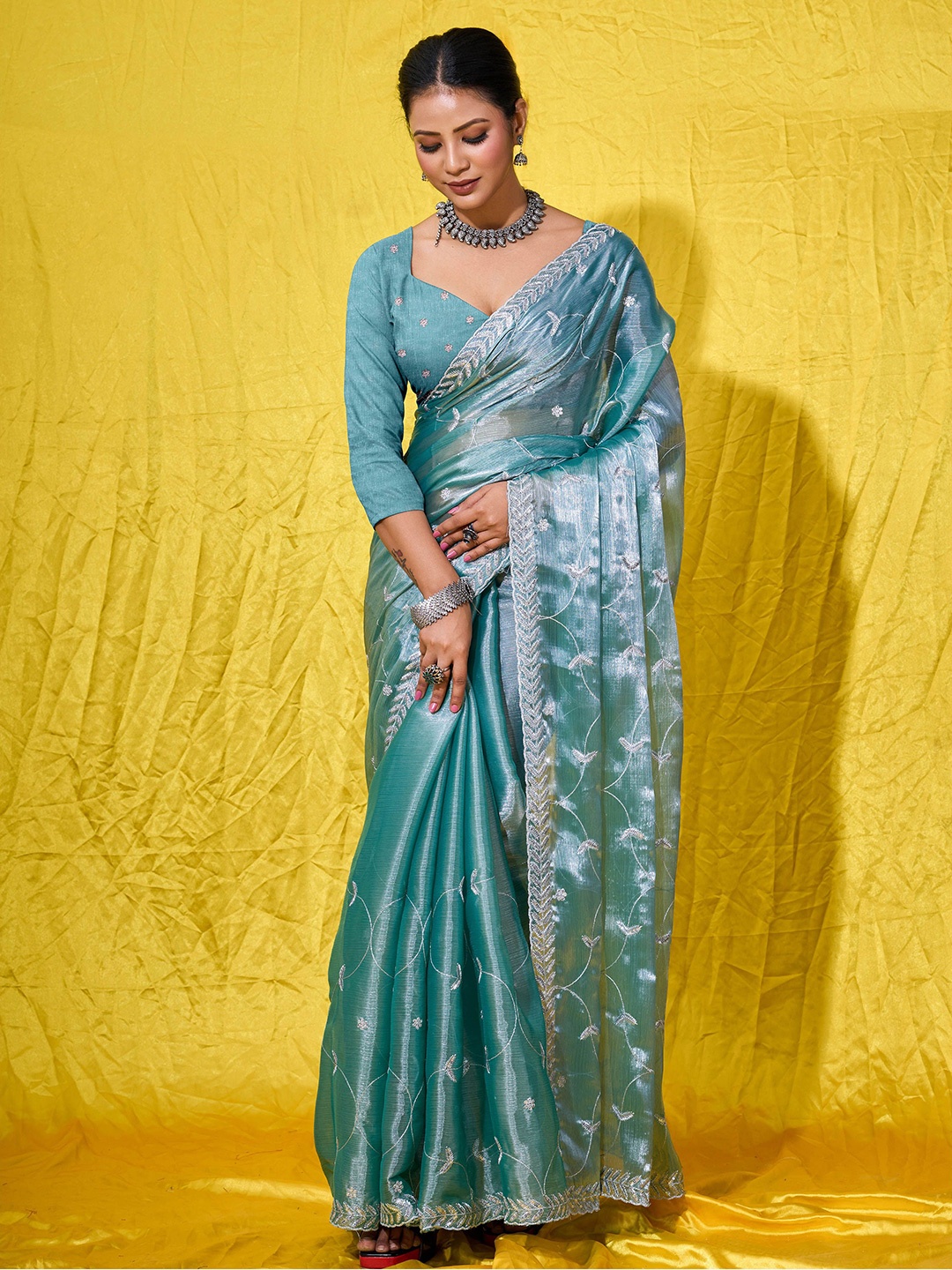 

Mitera Floral Sequinned Organza Saree, Blue