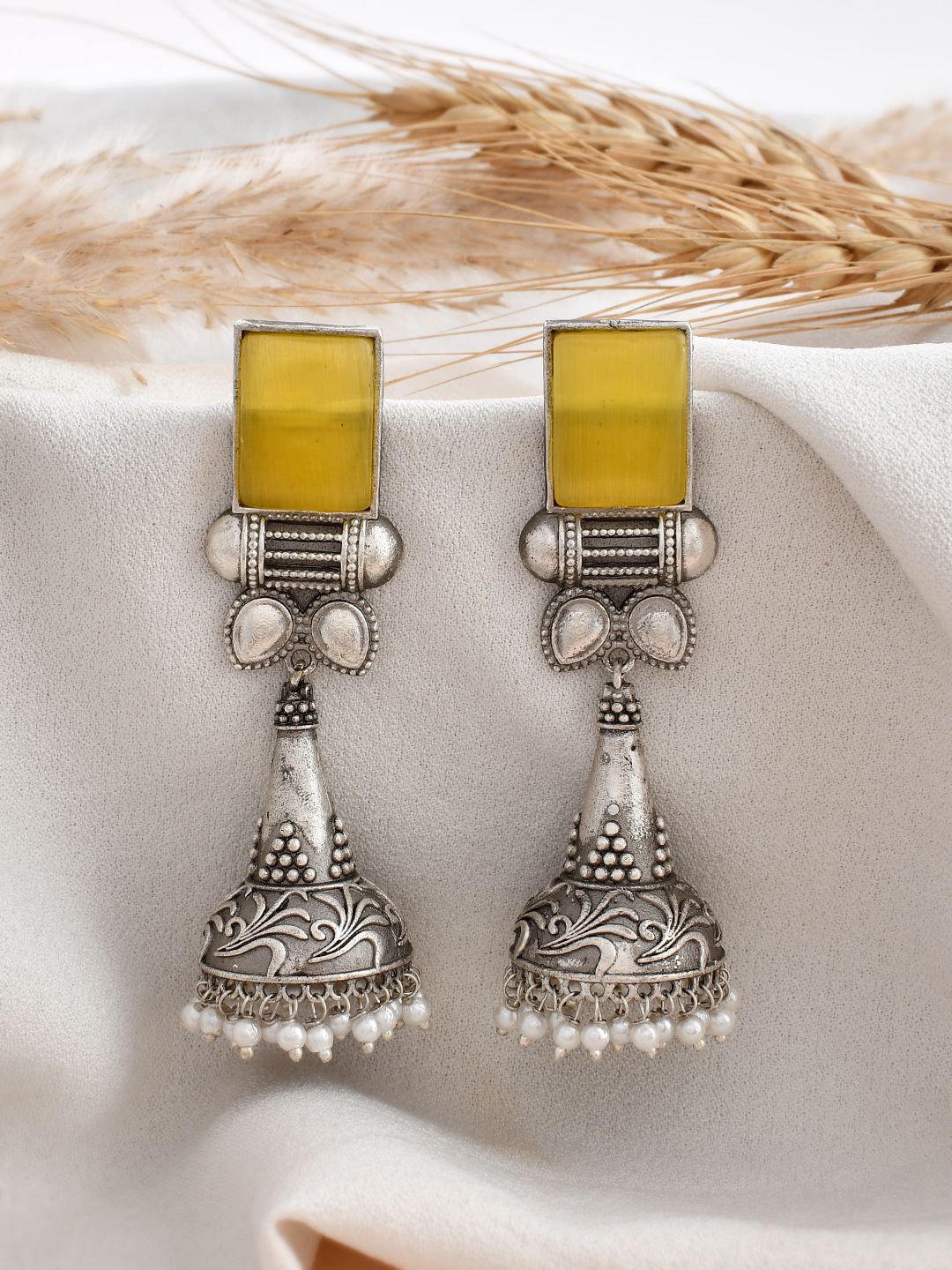 

DASTOOR Silver Plated Beaded Contemporary Oxidise Jhumkas