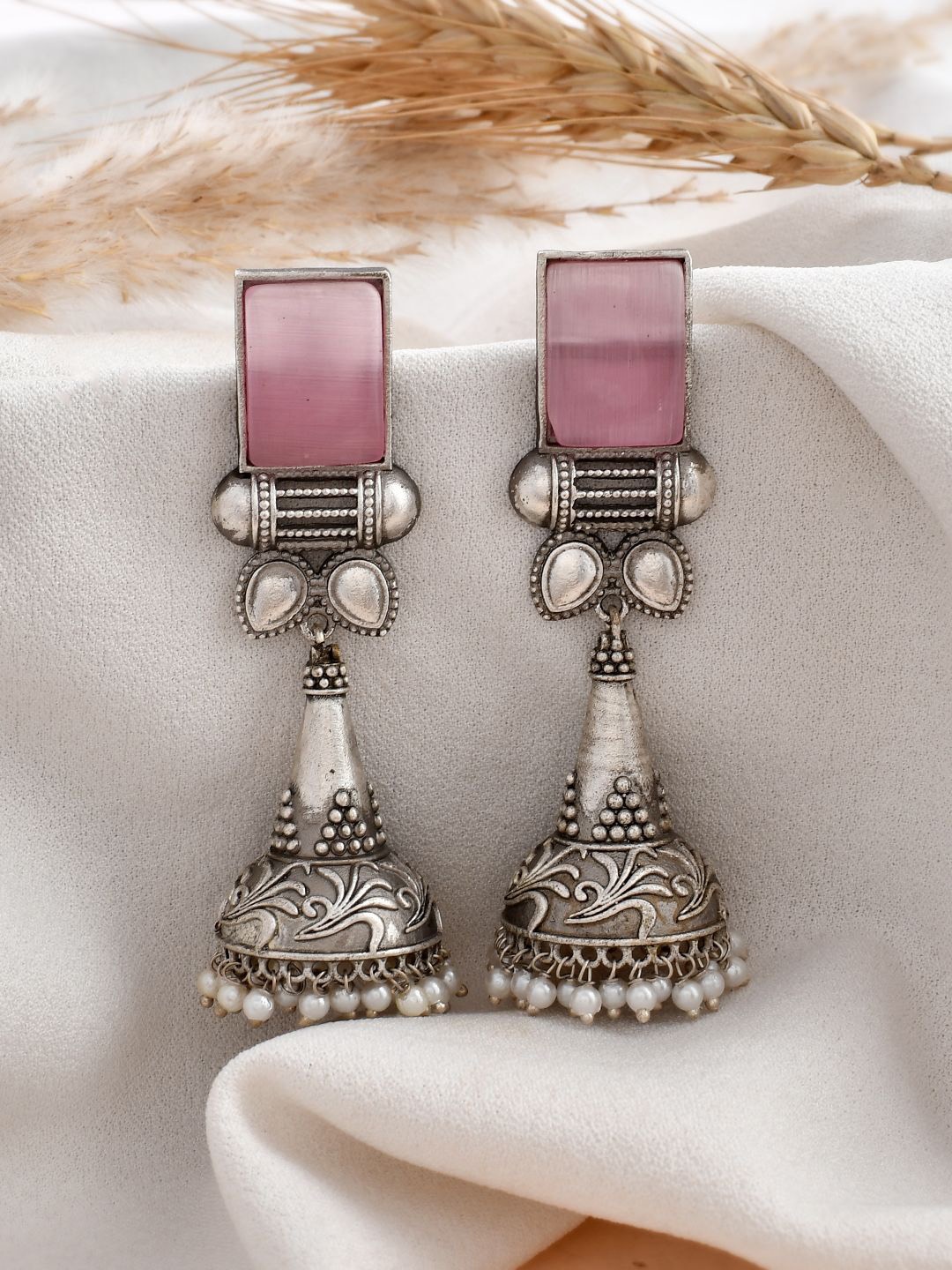 

DASTOOR Silver-Plated Oxidised Contemporary Jhumkas Earrings