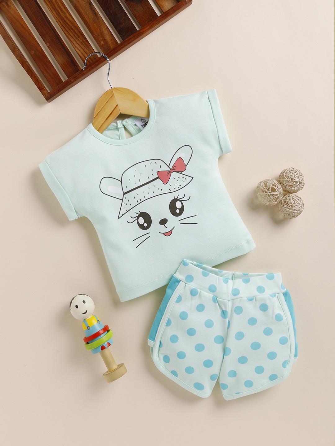 

YK X Tinyo Infant Girls Printed Pure Cotton T-shirt with Shorts, Green