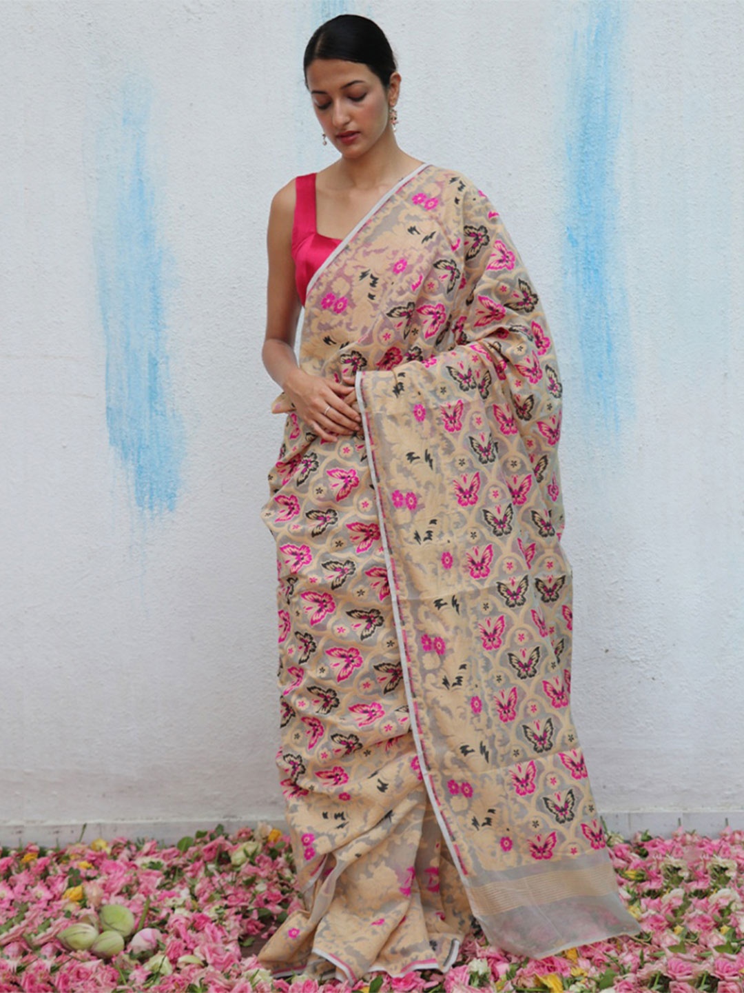 

Chidiyaa Woven Design Pure Linen Jamdani Saree, Cream