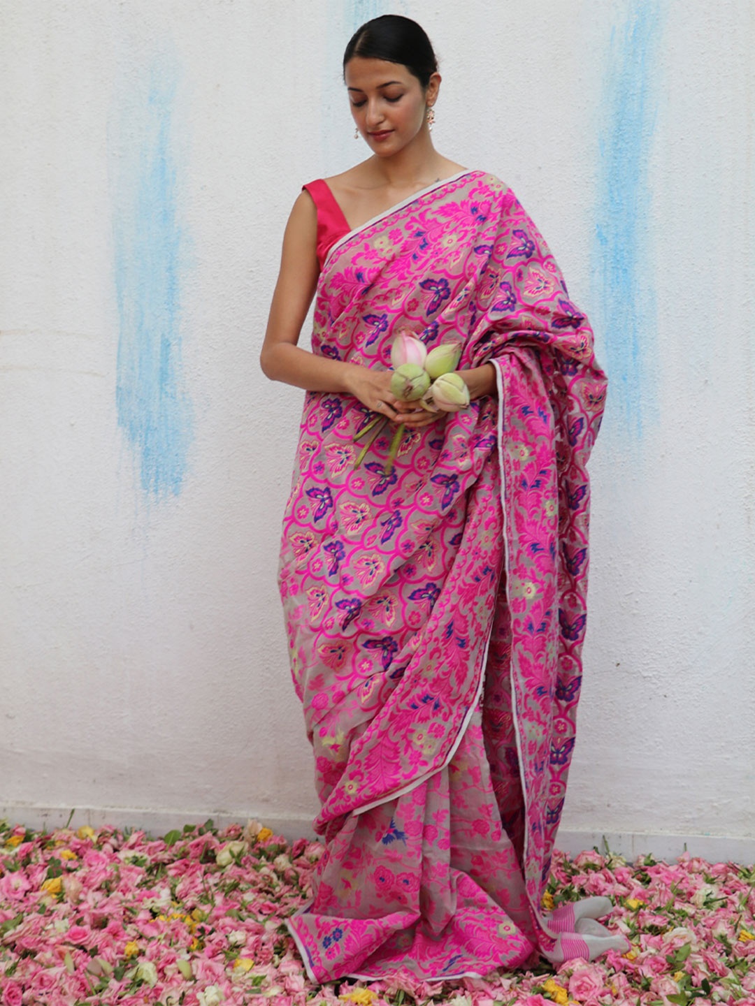 

Chidiyaa Woven Design Pure Linen Jamdani Saree, Pink