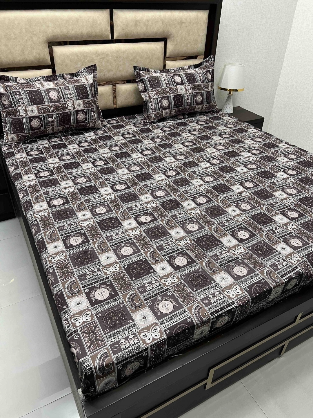 

Pure Decor Passion Fur Brown Printed Pure Cotton 230 TC Queen Bedsheet Set