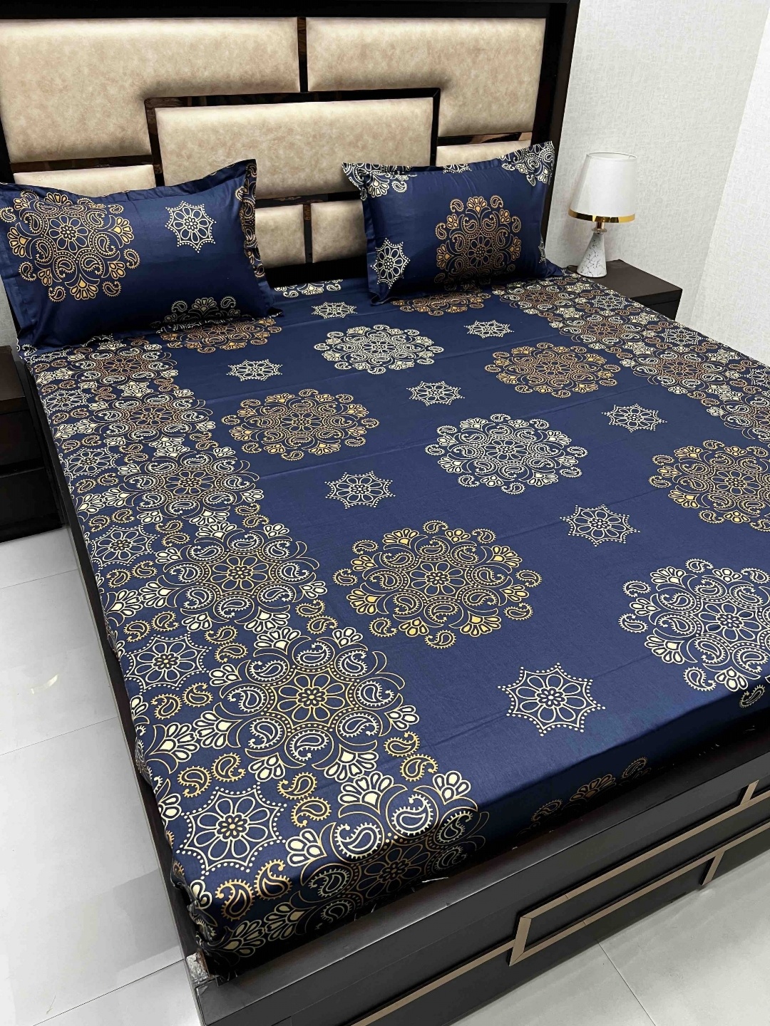 

Pure Decor Passion Fur Blue & White Printed Pure Cotton 230 TC Queen Bedsheet Set