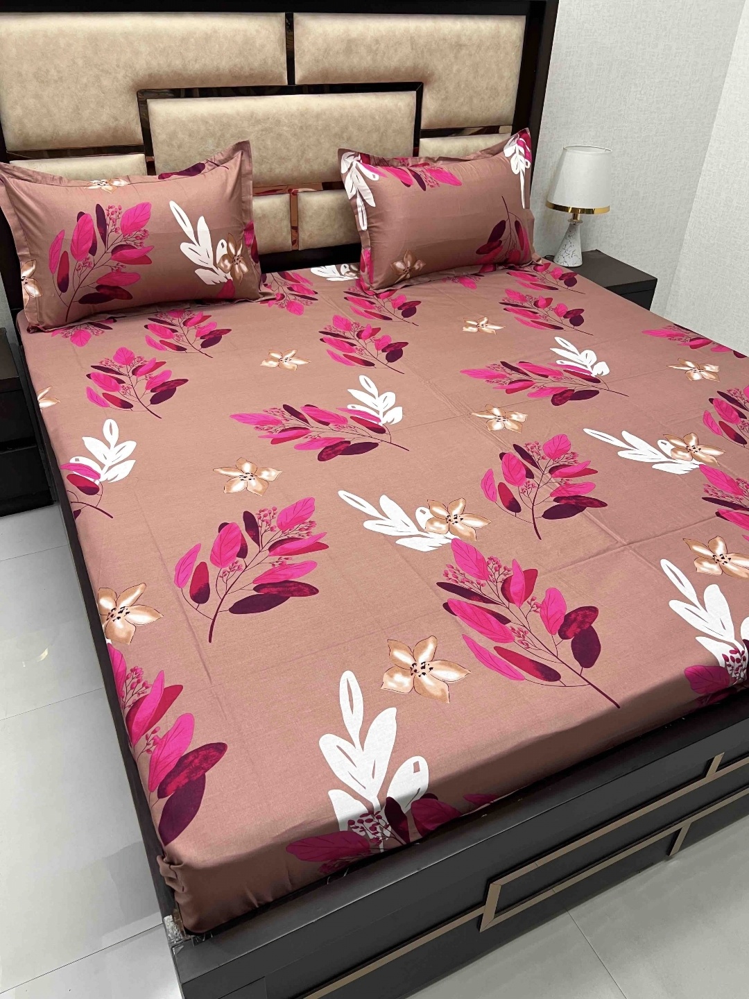

Pure Decor Brown & Pink Floral Queen Bedsheet with 2 Pillow Covers