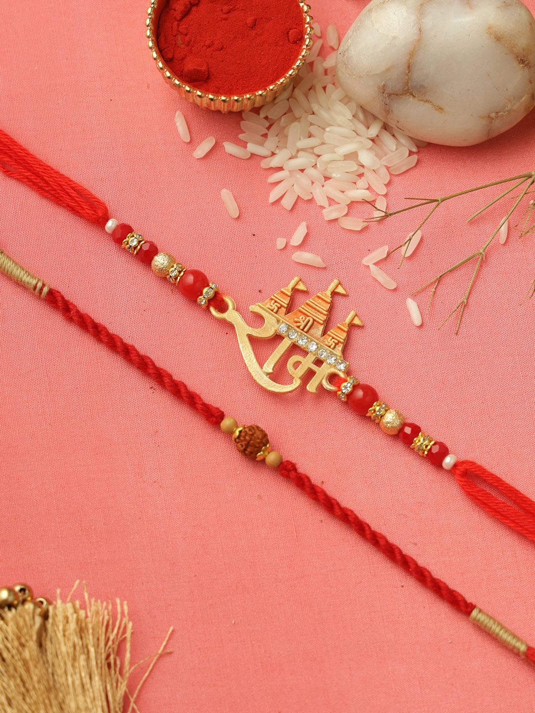 

Aapno Rajasthan Multistrand Rakhi, Red