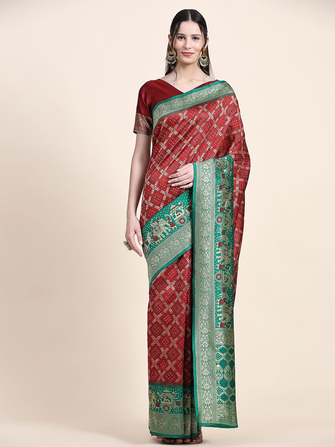 

VEECHIS Zari Banarasi Saree, Maroon
