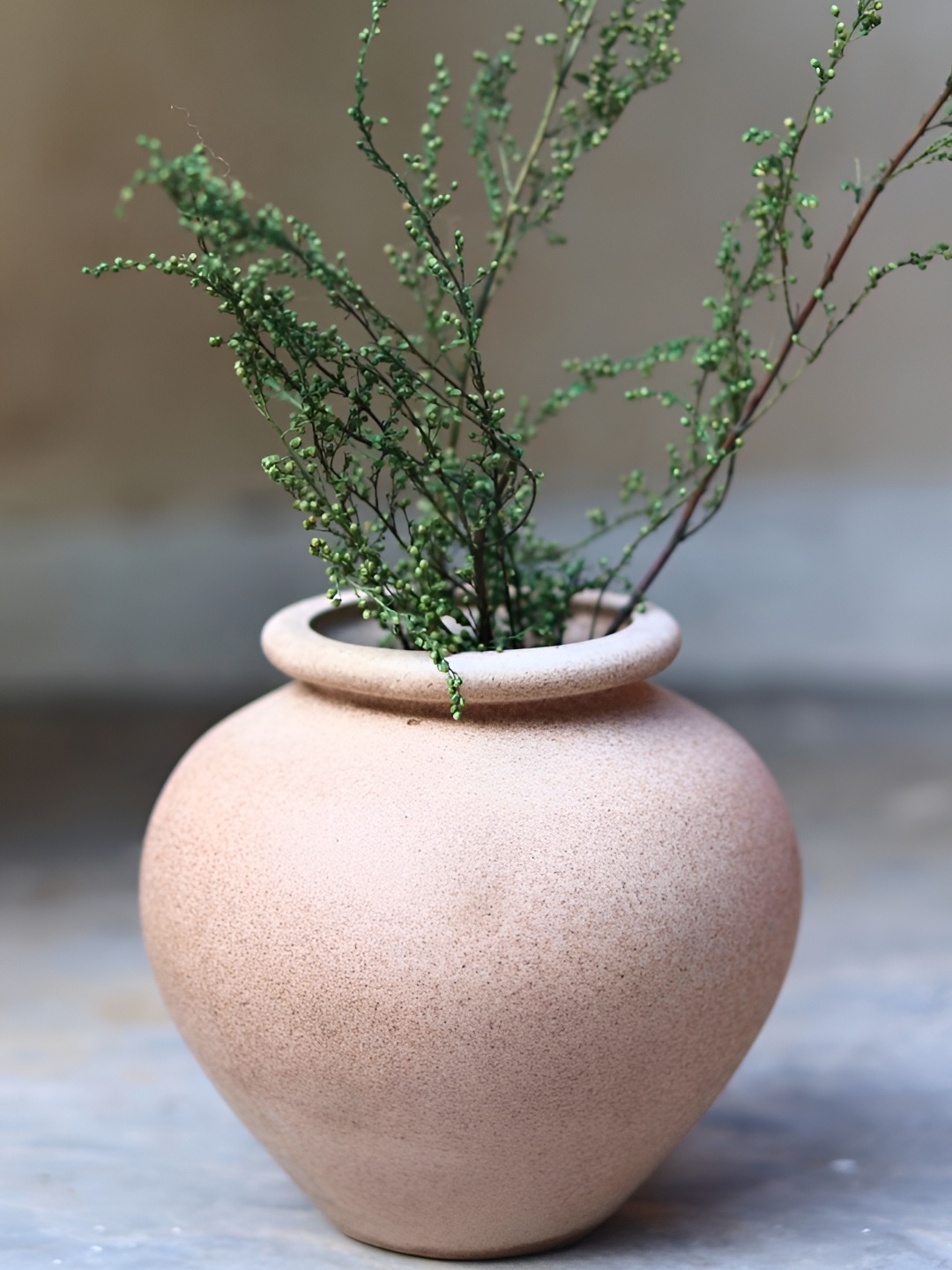 

WEAVING HOMES Rust Ceramic Flower Vase