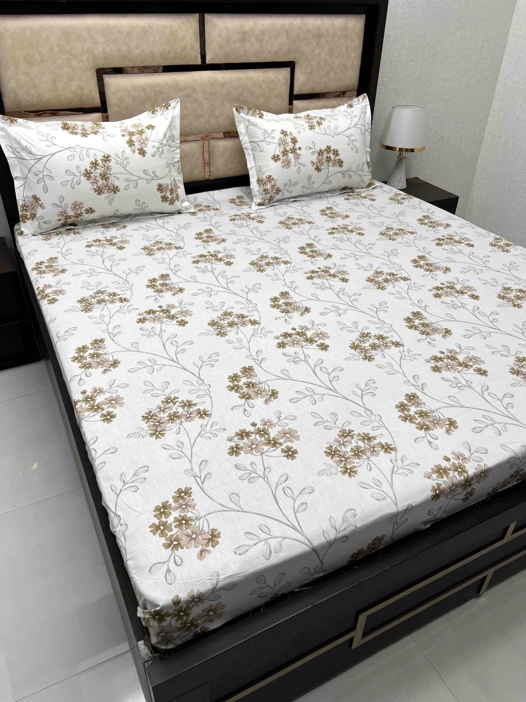 

Pure Decor White & Brown Floral 300 TC Cotton King Bedsheet with 2 Pillow Covers