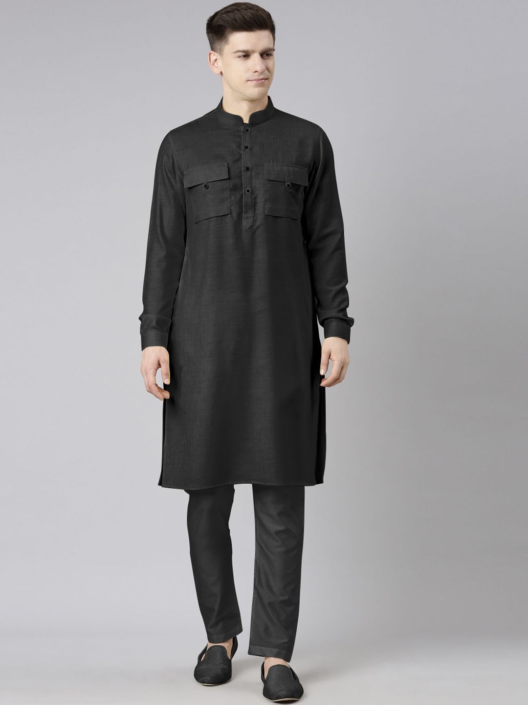 

TheEthnic.Co Mandarin Collar Pure Cotton Kurta With Trousers, Black