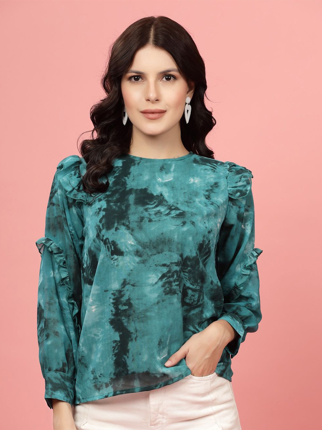 

plusS Tie and Dye Printed Lace Inserts Round Neck Top, Green