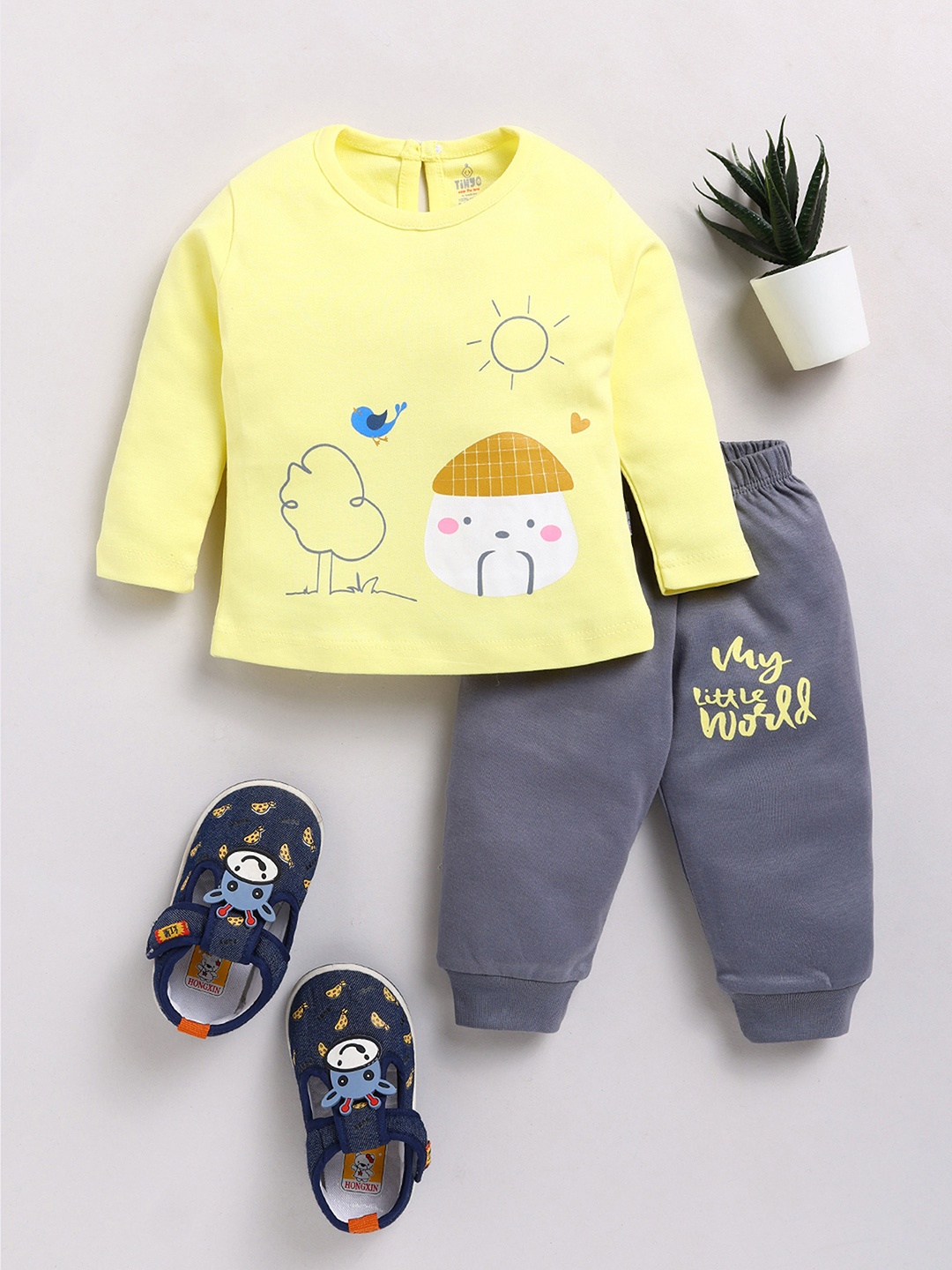 

YK X Tinyo Infant Girls Printed Pure Cotton T-shirt with Joggers, Yellow