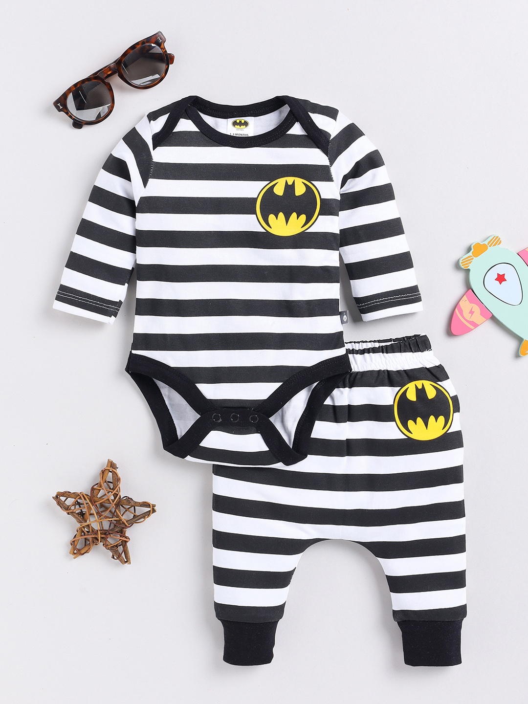 

YK X Tinyo Infant Boys Batman Striped Bodysuit with Joggers, White