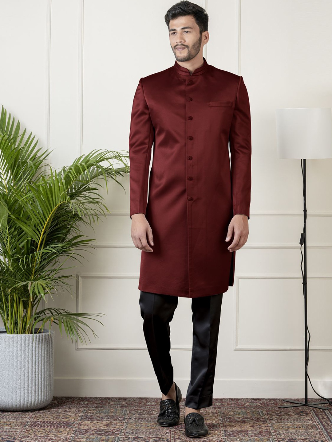 

TheEthnic.Co Men Mandarin-Collar Sherwani Set, Maroon