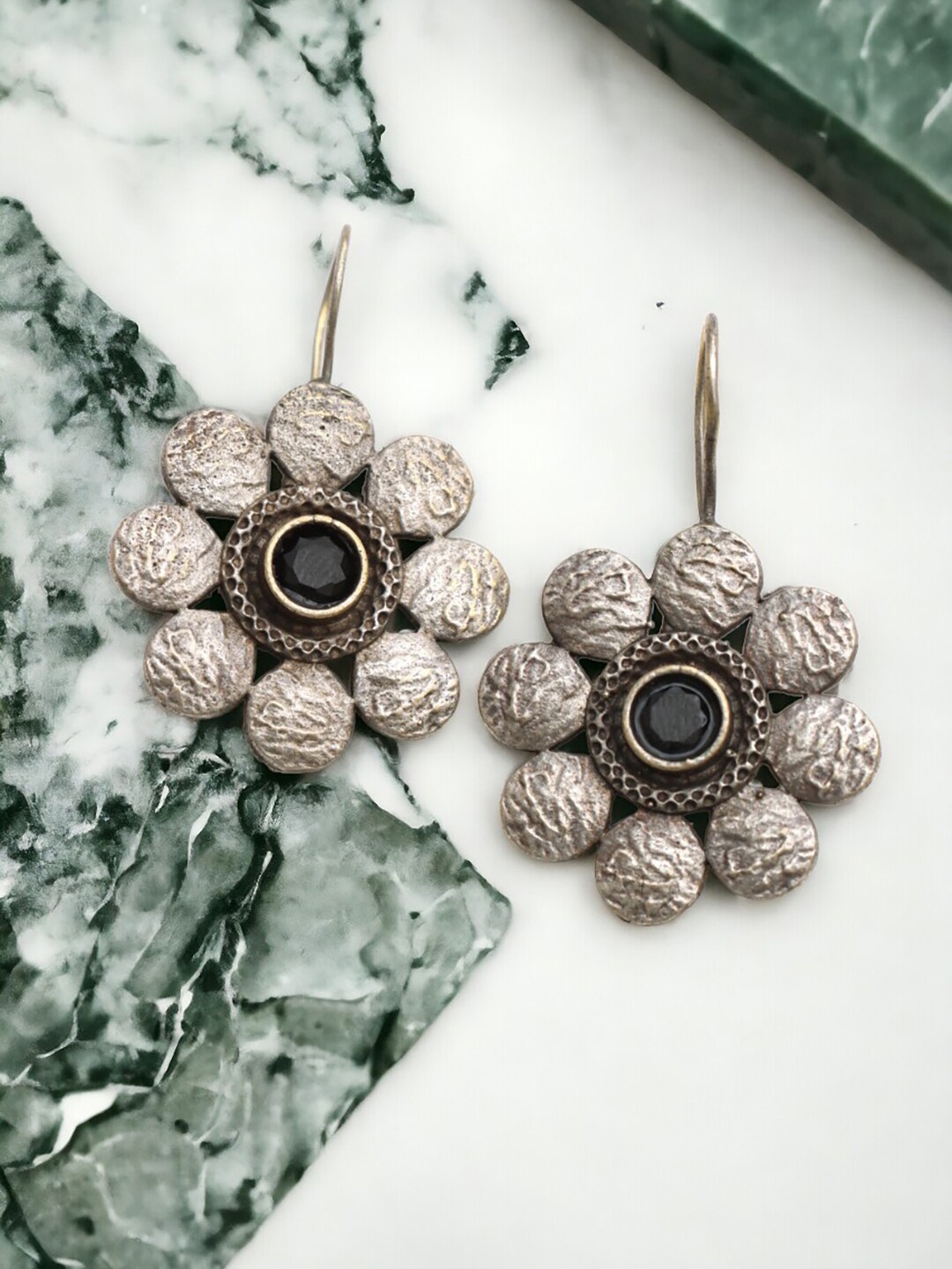 

Ozanoo Silver-Plated Stone Studded Drop Earrings