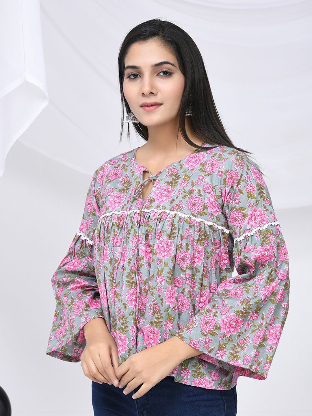 

THE SAFFRON SAGA Floral Print Bell Sleeves Pure Cotton Top, Pink