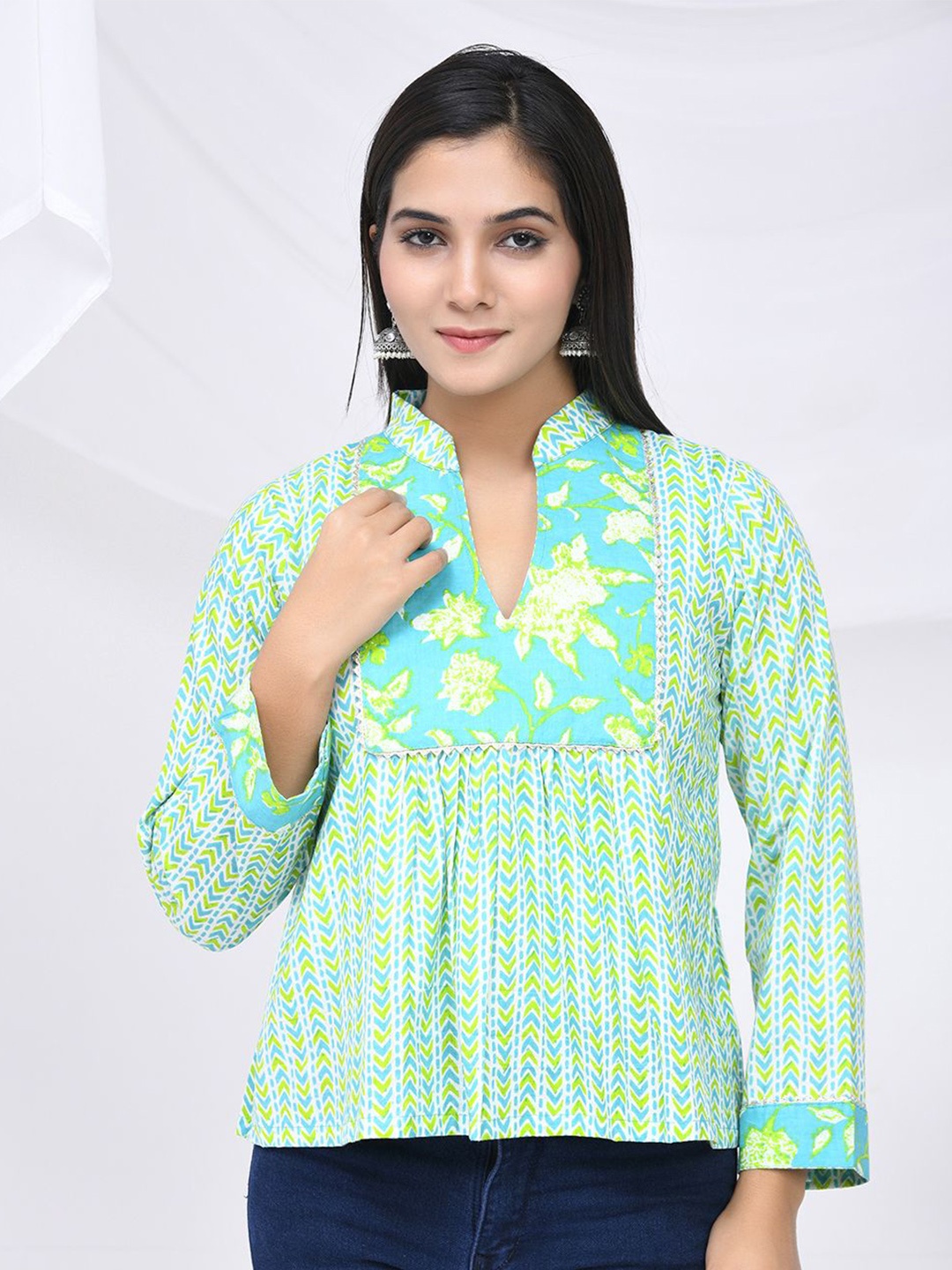 

THE SAFFRON SAGA Geometric Printed Mandarin Collar Pure Cotton Empire Top, Blue