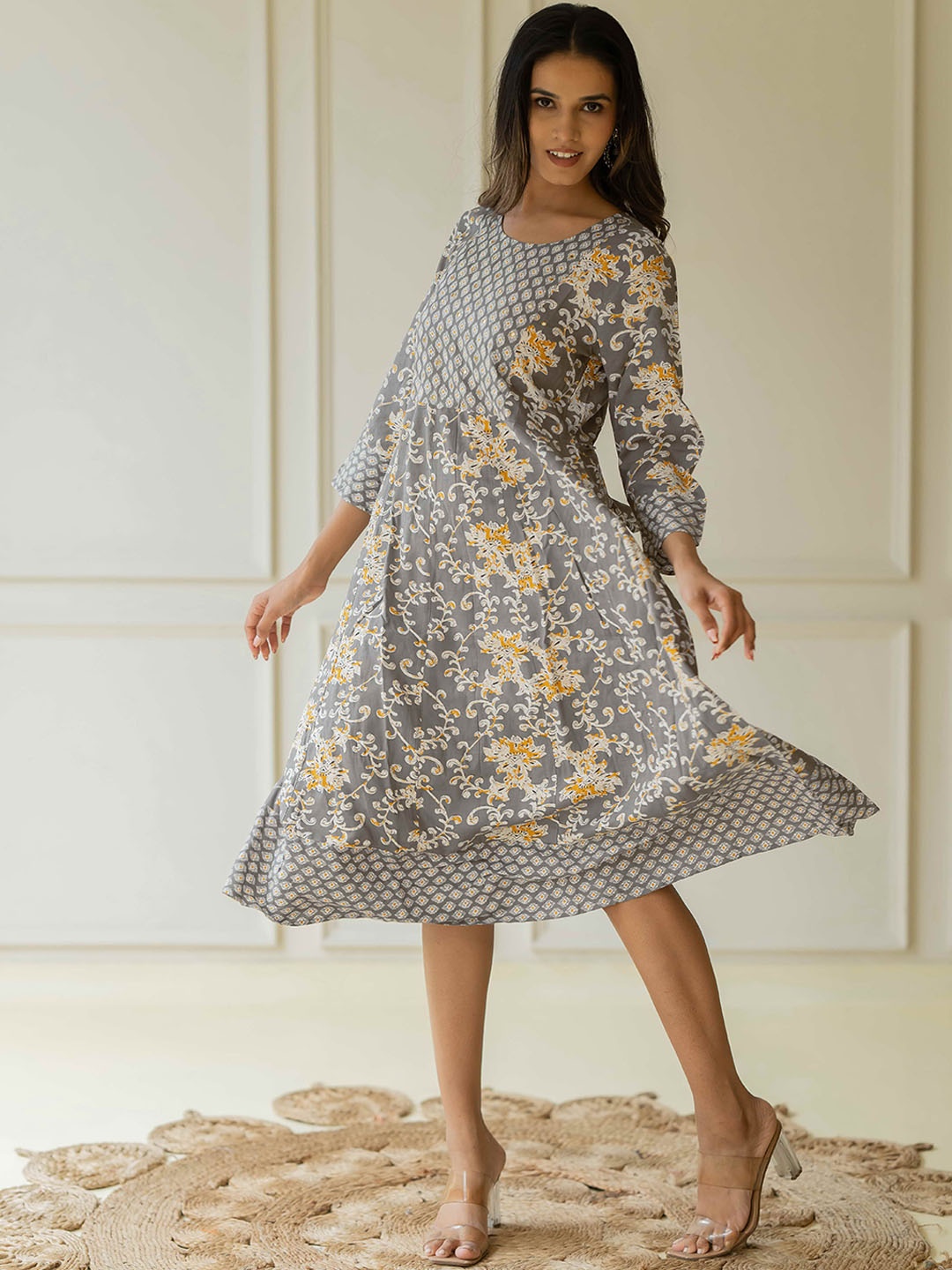 

KALINI Ethnic Motifs Printed Three-Quarter Sleeves Flared Cotton Anarkali Kurta, Grey