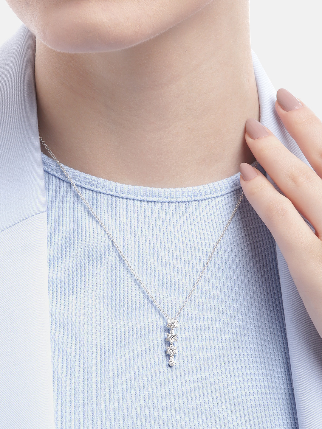 

Unniyarcha Silver Stones-Studded Necklace